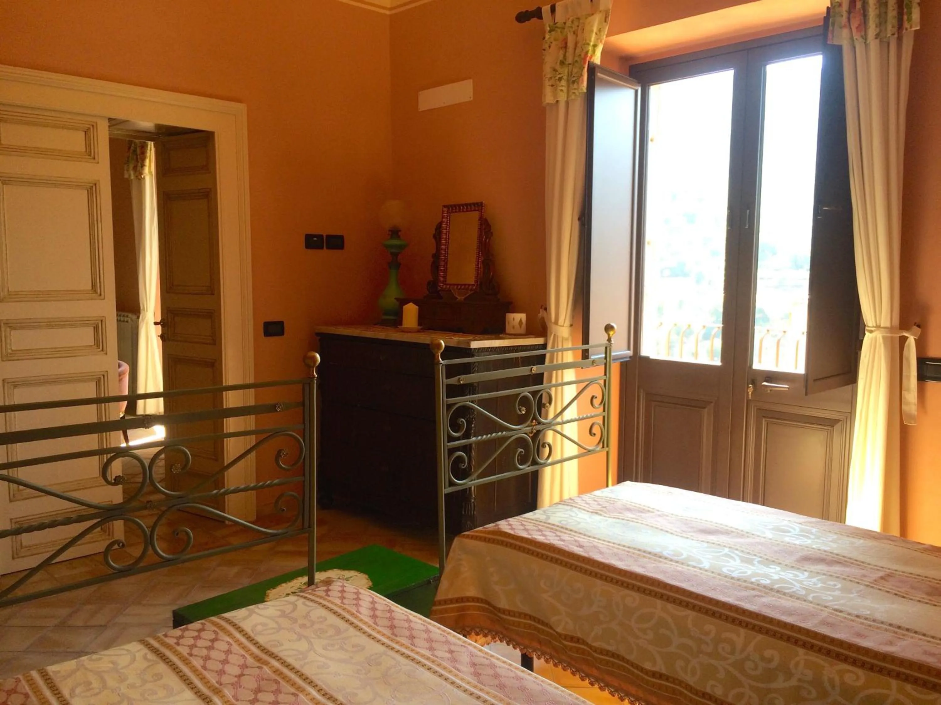 Bedroom, Bed in Palazzo Cutrufelli