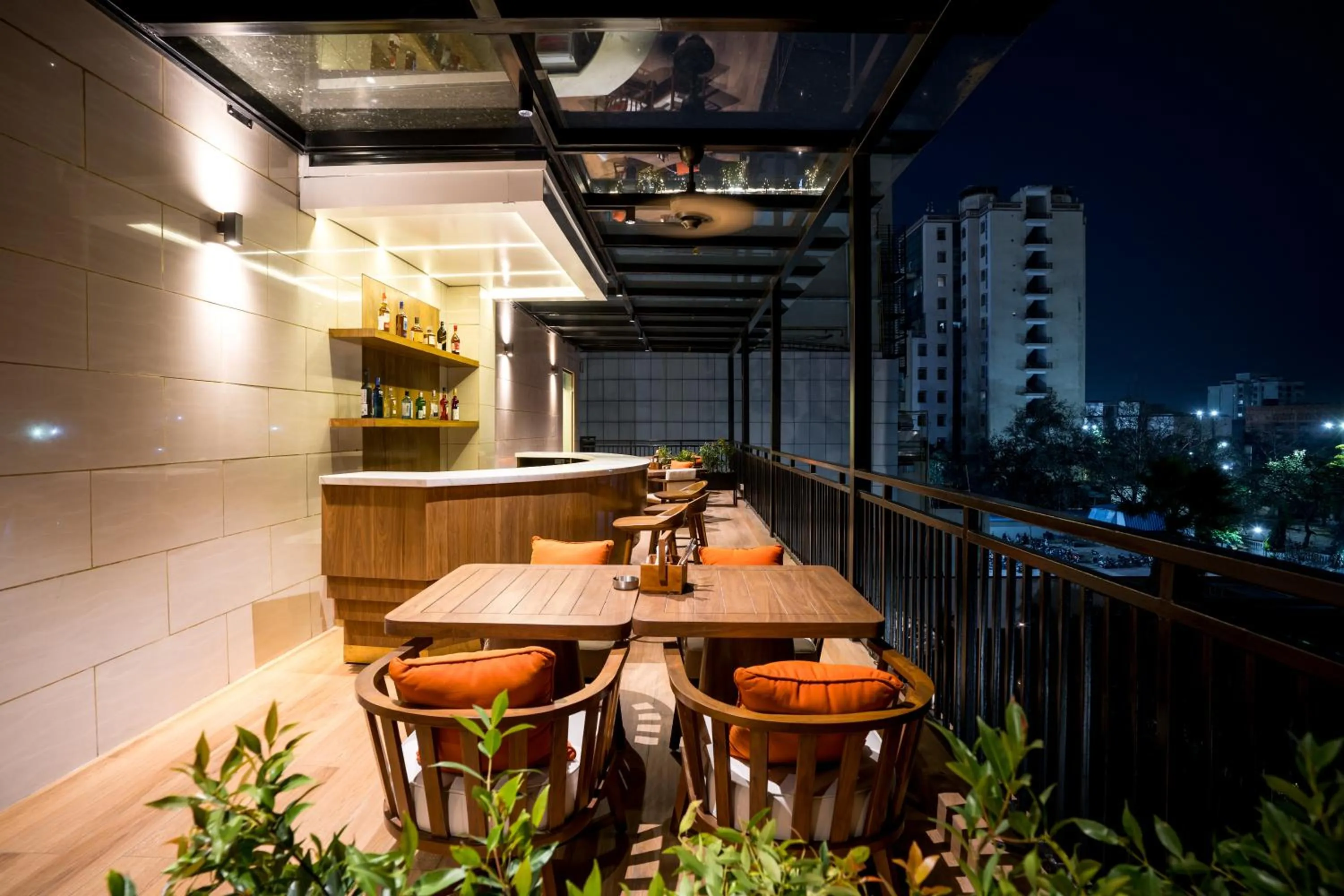 Food and drinks in Renaissance Lucknow Hotel, Gomti Nagar