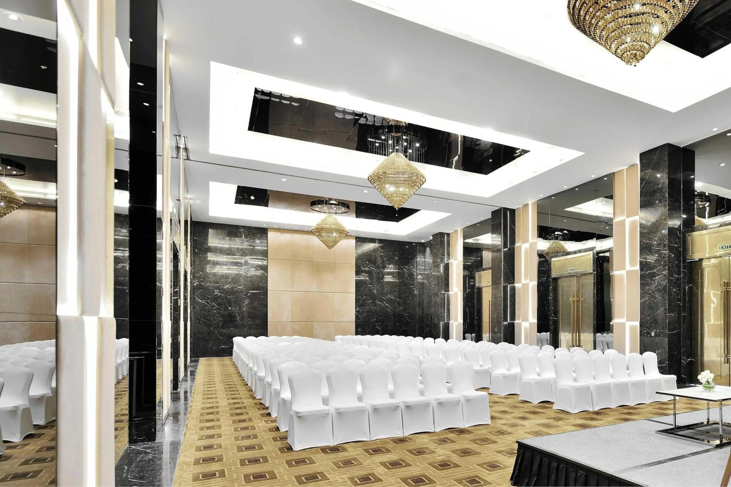 Meeting/conference room in Renaissance Lucknow Hotel, Gomti Nagar
