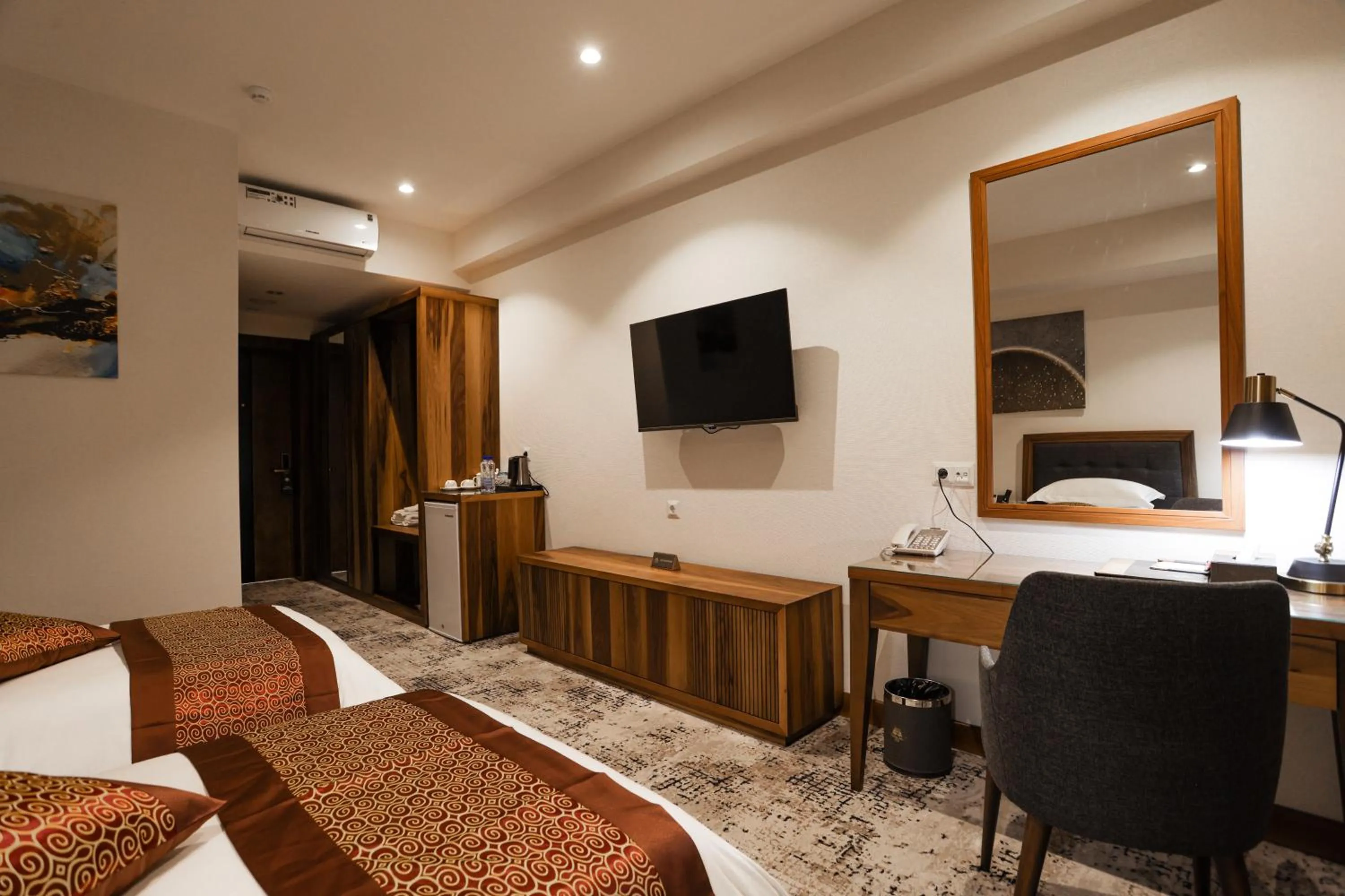 Bed in Bogishamol Hotel