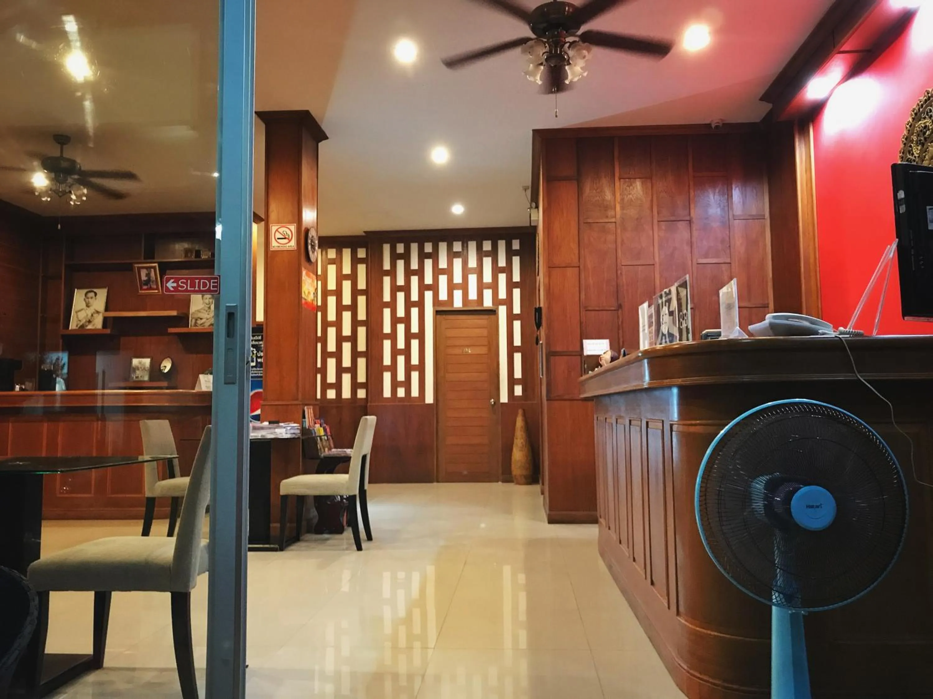 Lobby/Reception in Tropical Sunset Hotel Patong
