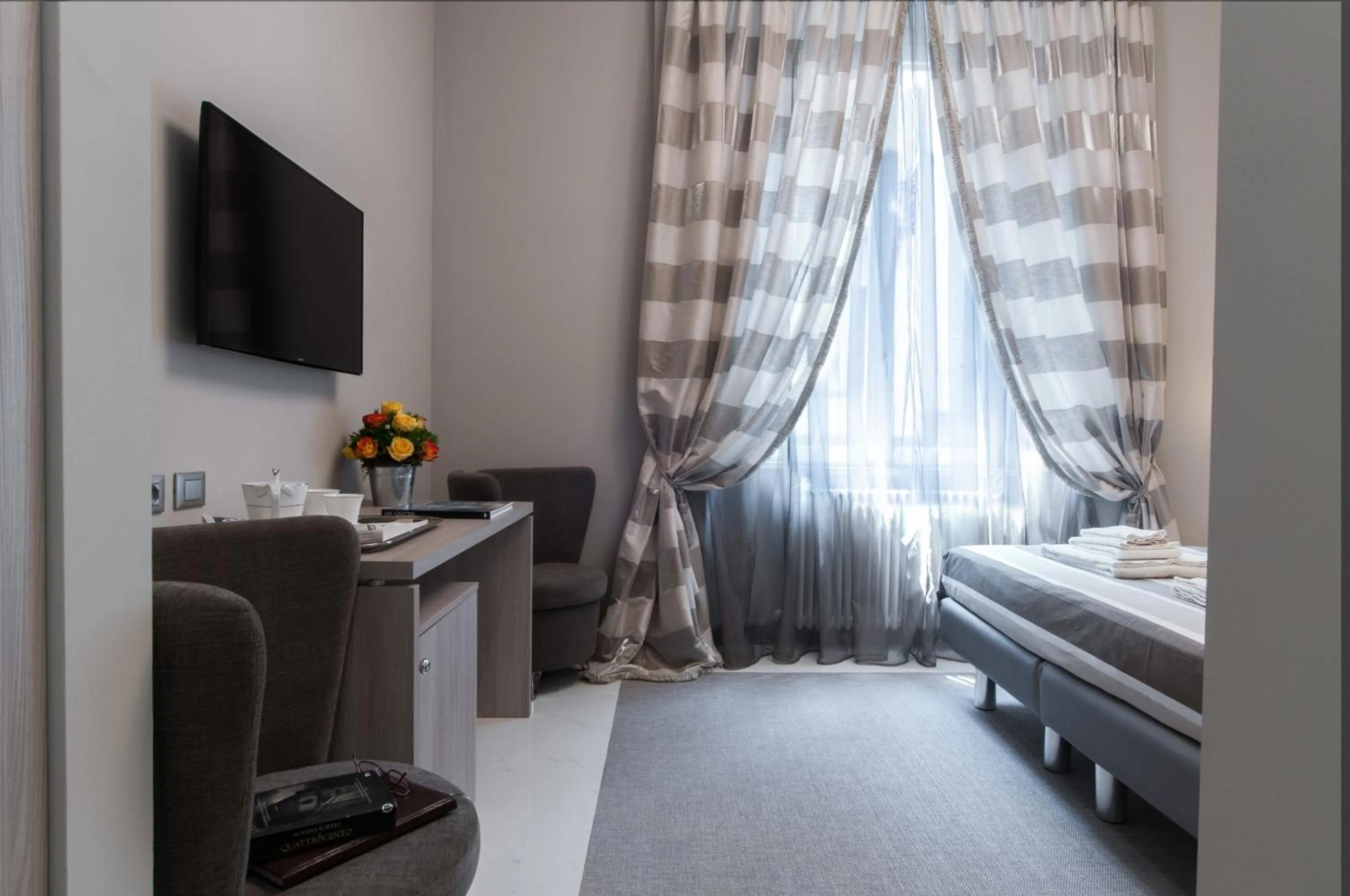 Photo of the whole room, Bed in Brera Prestige B&B