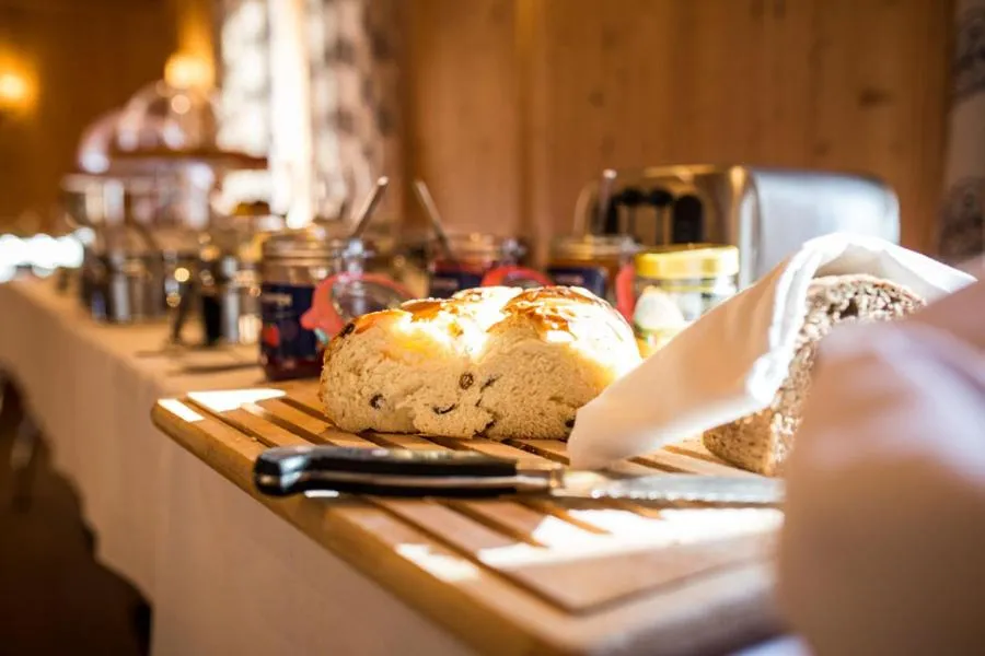 Restaurant/places to eat in Hotel Schloss Leitheim