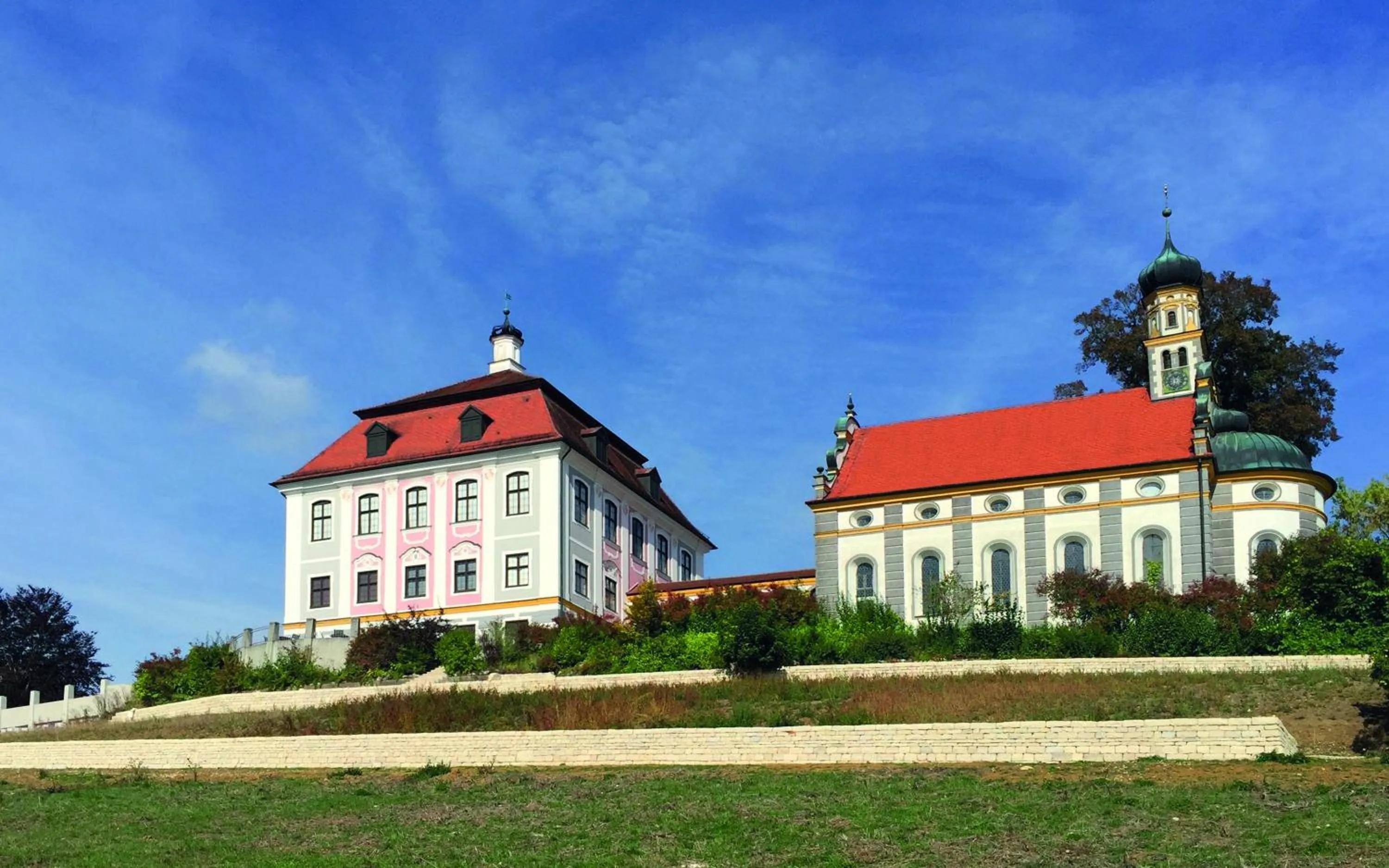 Property building in Hotel Schloss Leitheim