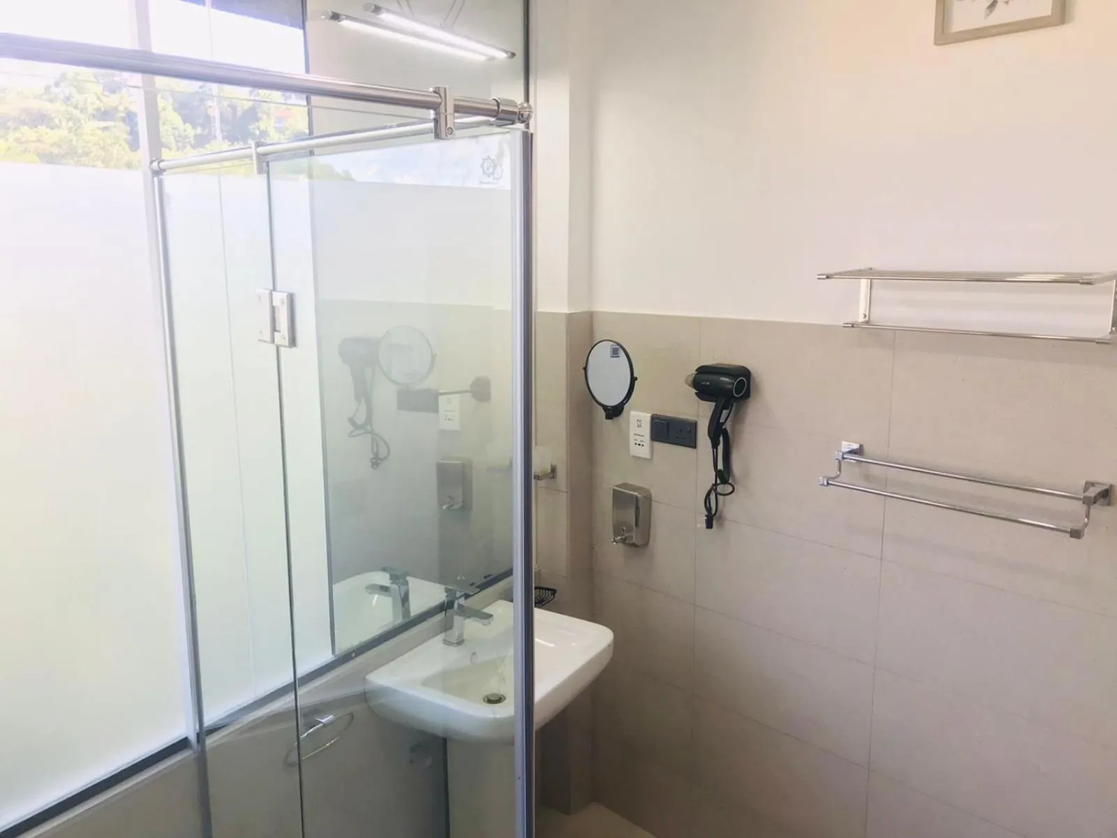 Bathroom in Hotel Yo Kandy