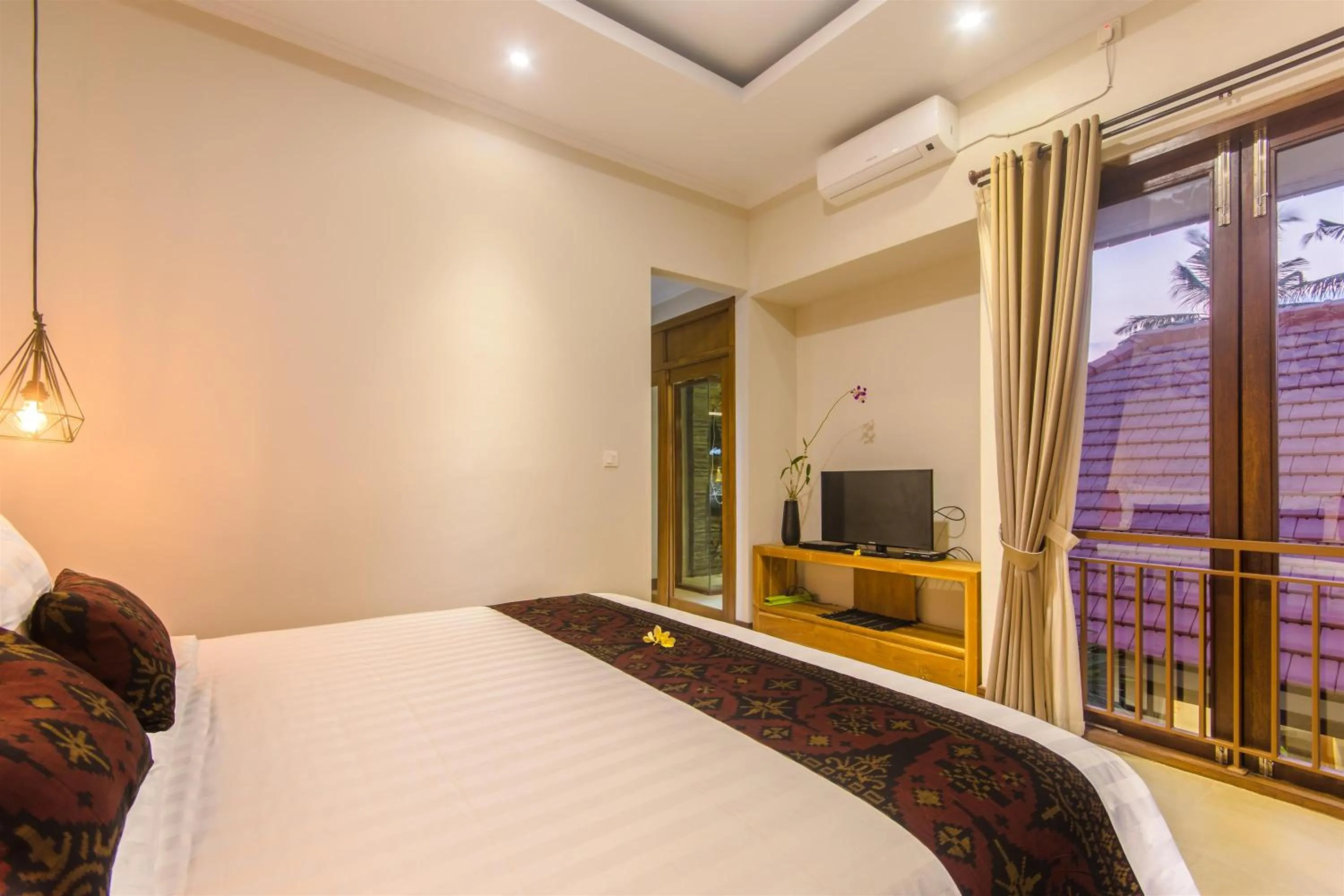 Bed in La-Meli Villas Ubud