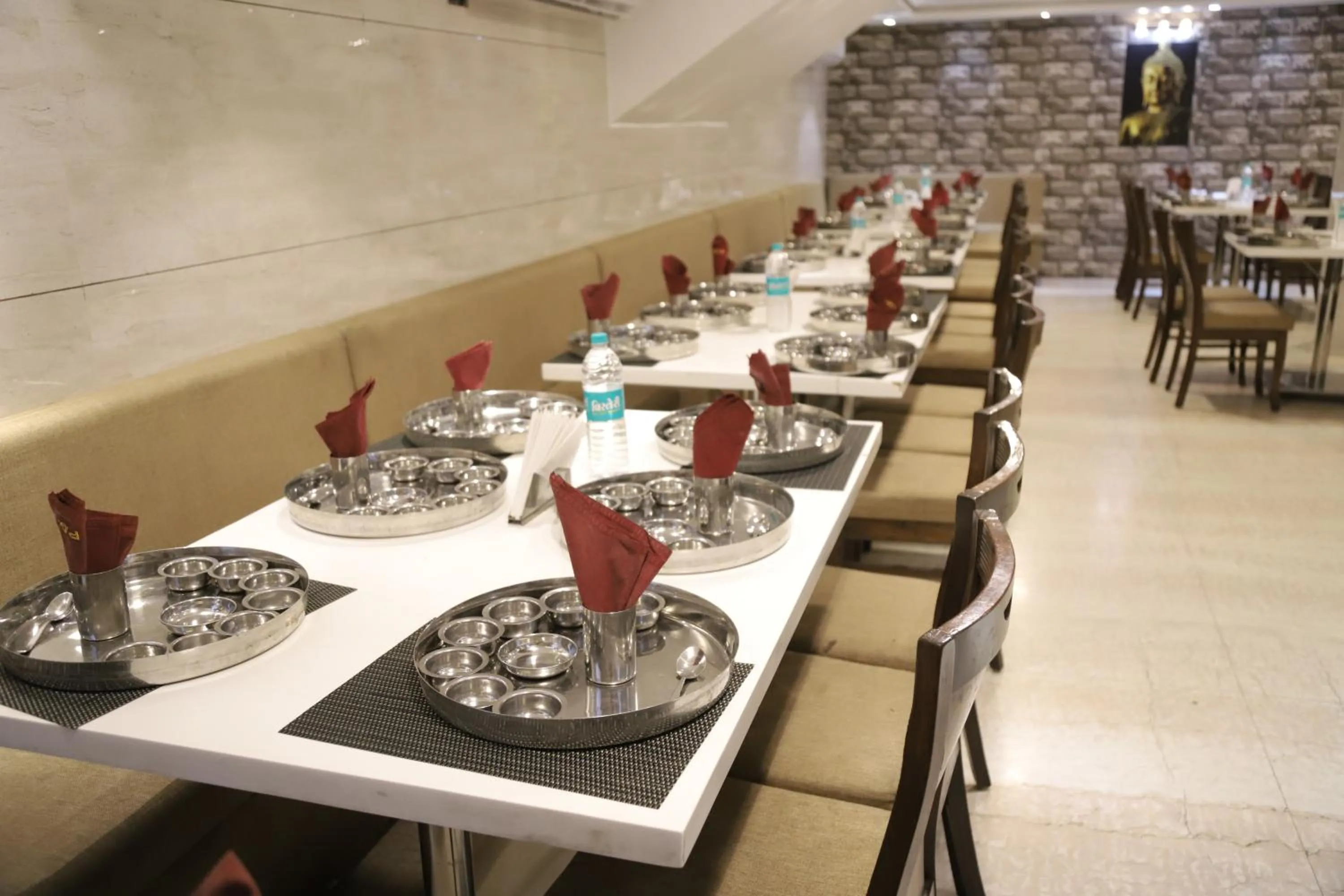 Restaurant/places to eat in The Gandhi International