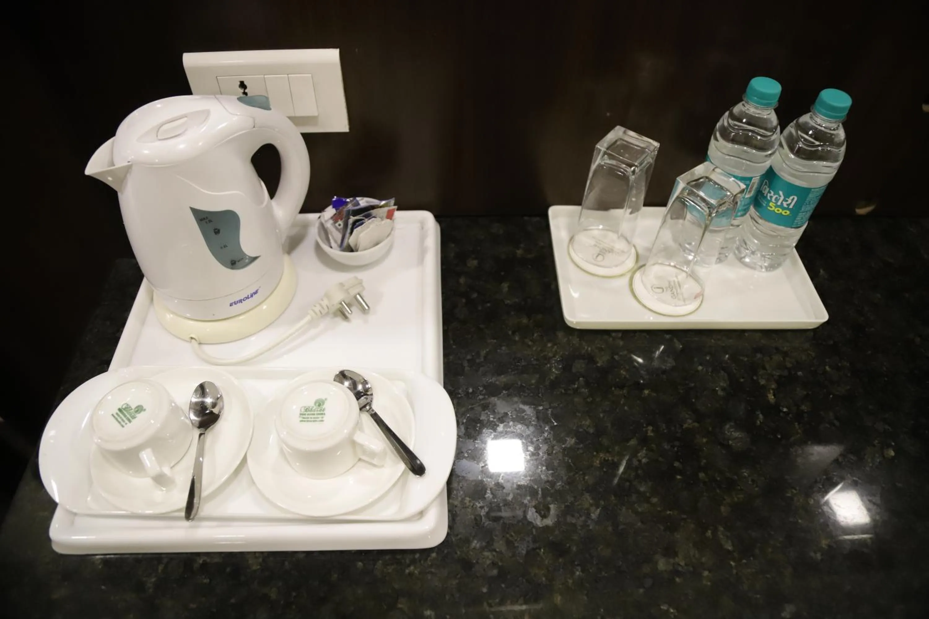 Coffee/tea facilities in The Gandhi International