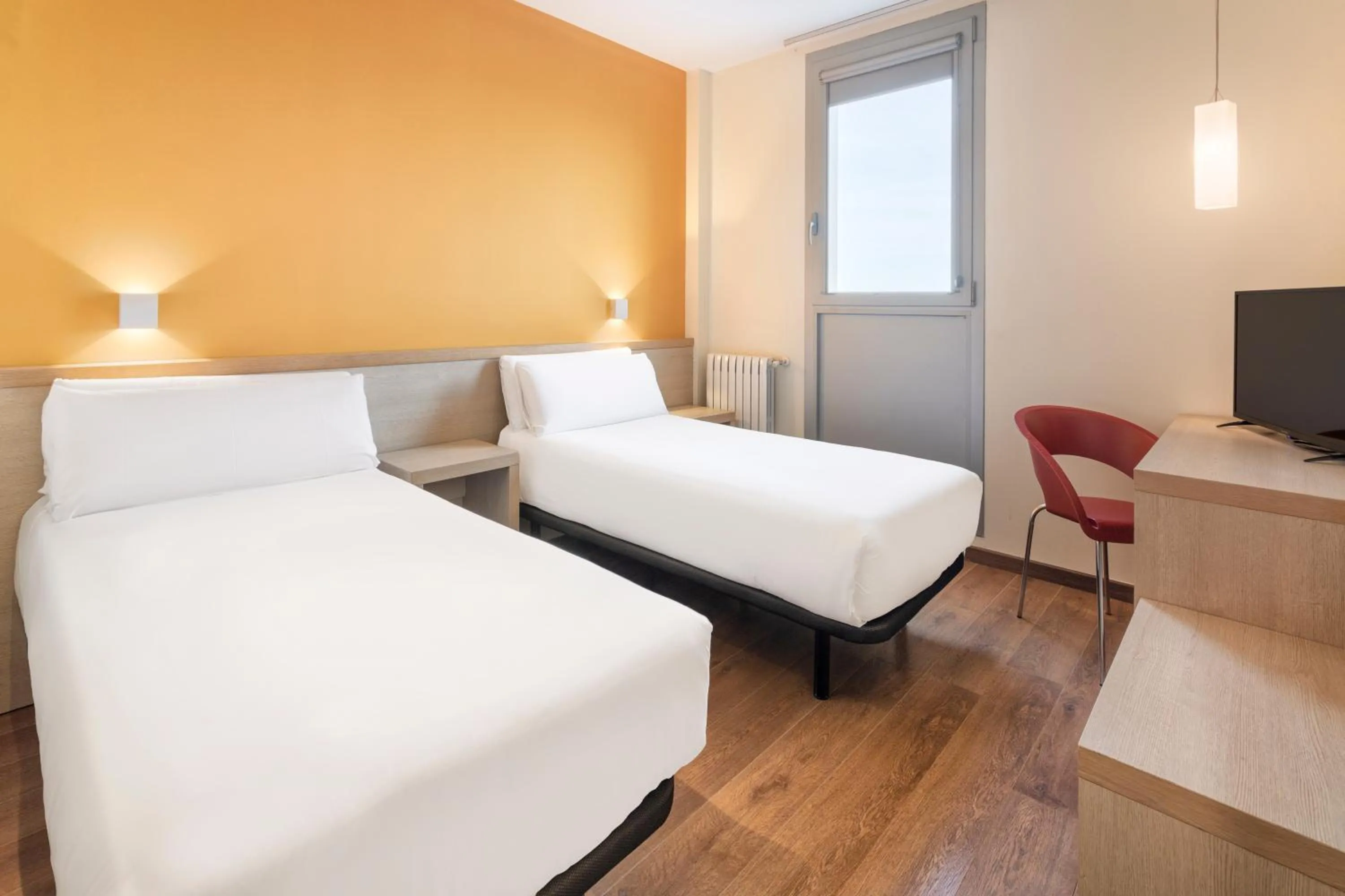 Bed in Hotel 280 Zaragoza