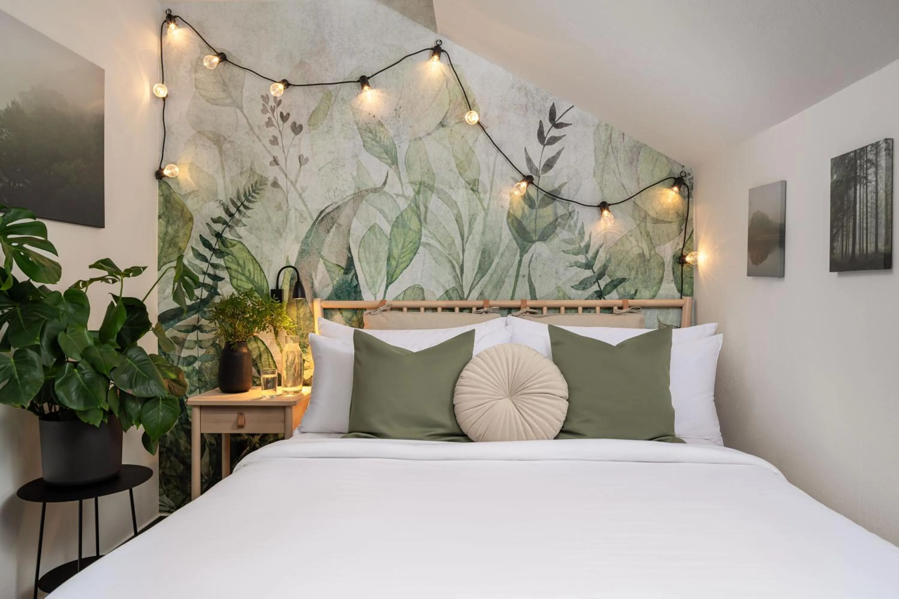 Bed in Hotel Botanica by goodnite cz
