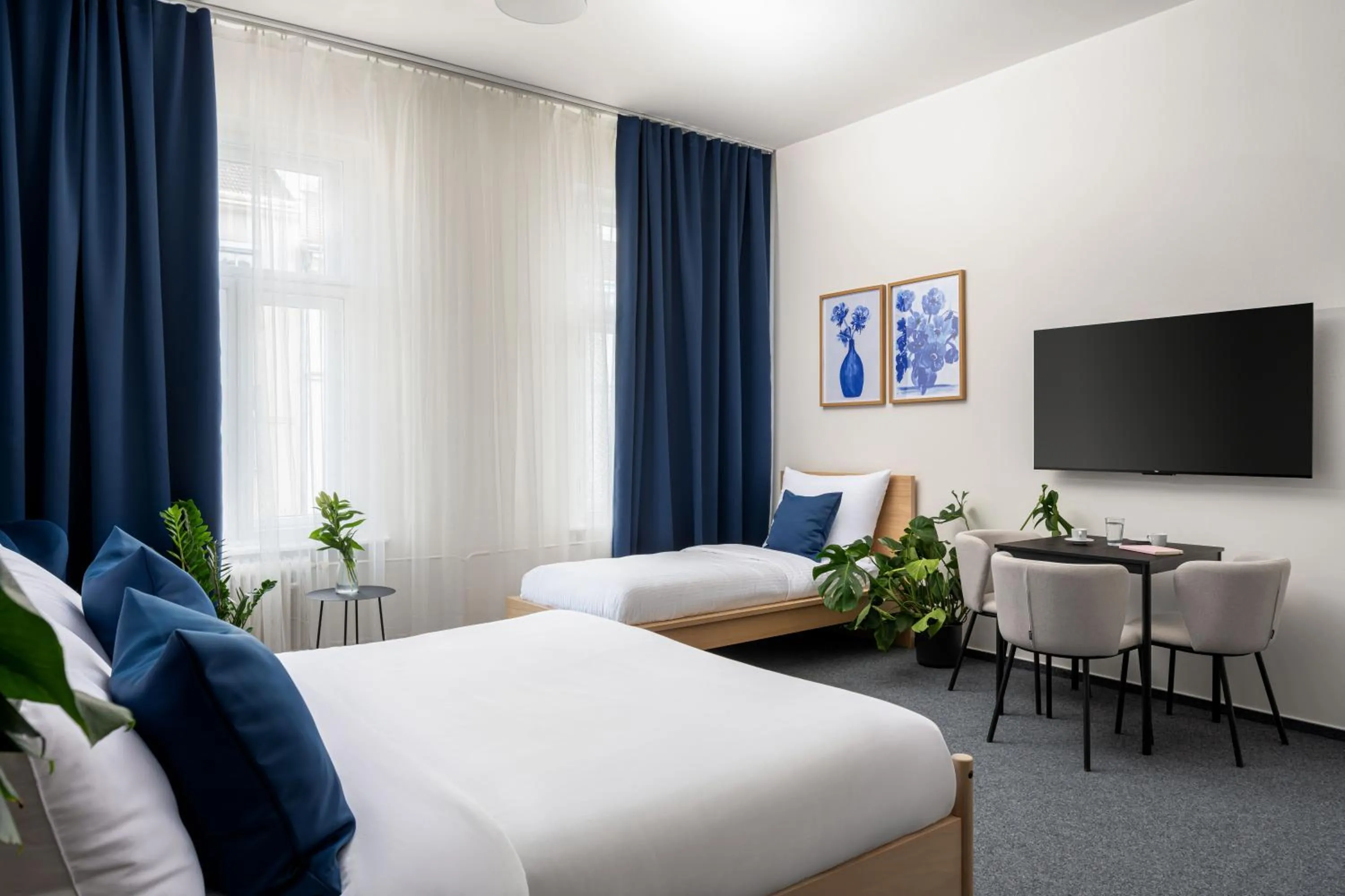 Bed in Hotel Botanica by goodnite cz