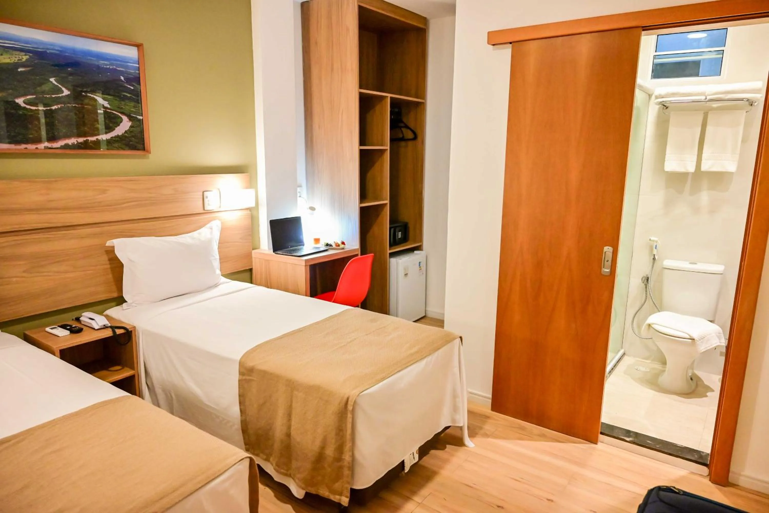 Luxury Twin Room - single occupancy in Bristol Marambaia Belém