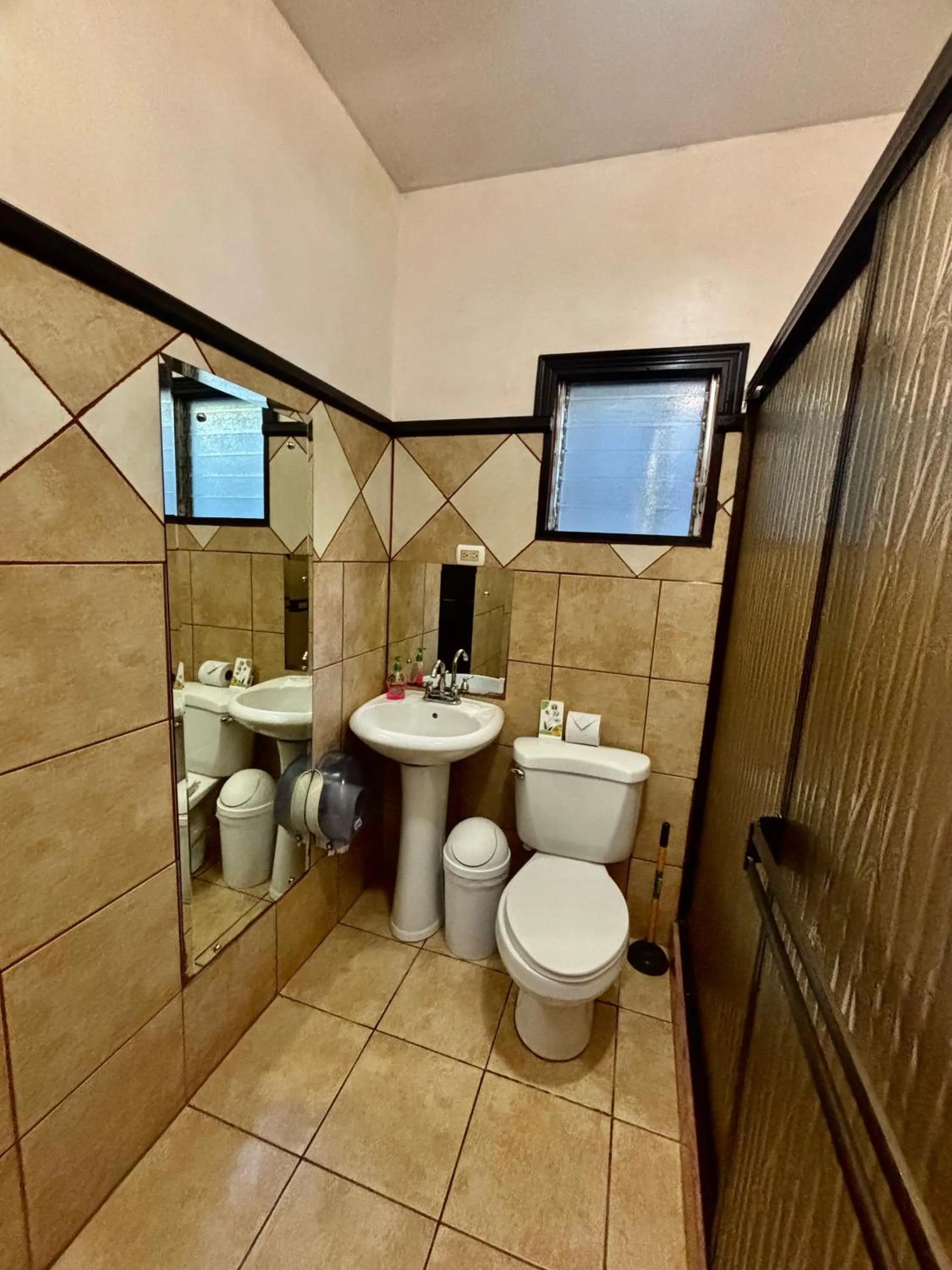 Toilet in Monteverde Ecolodge