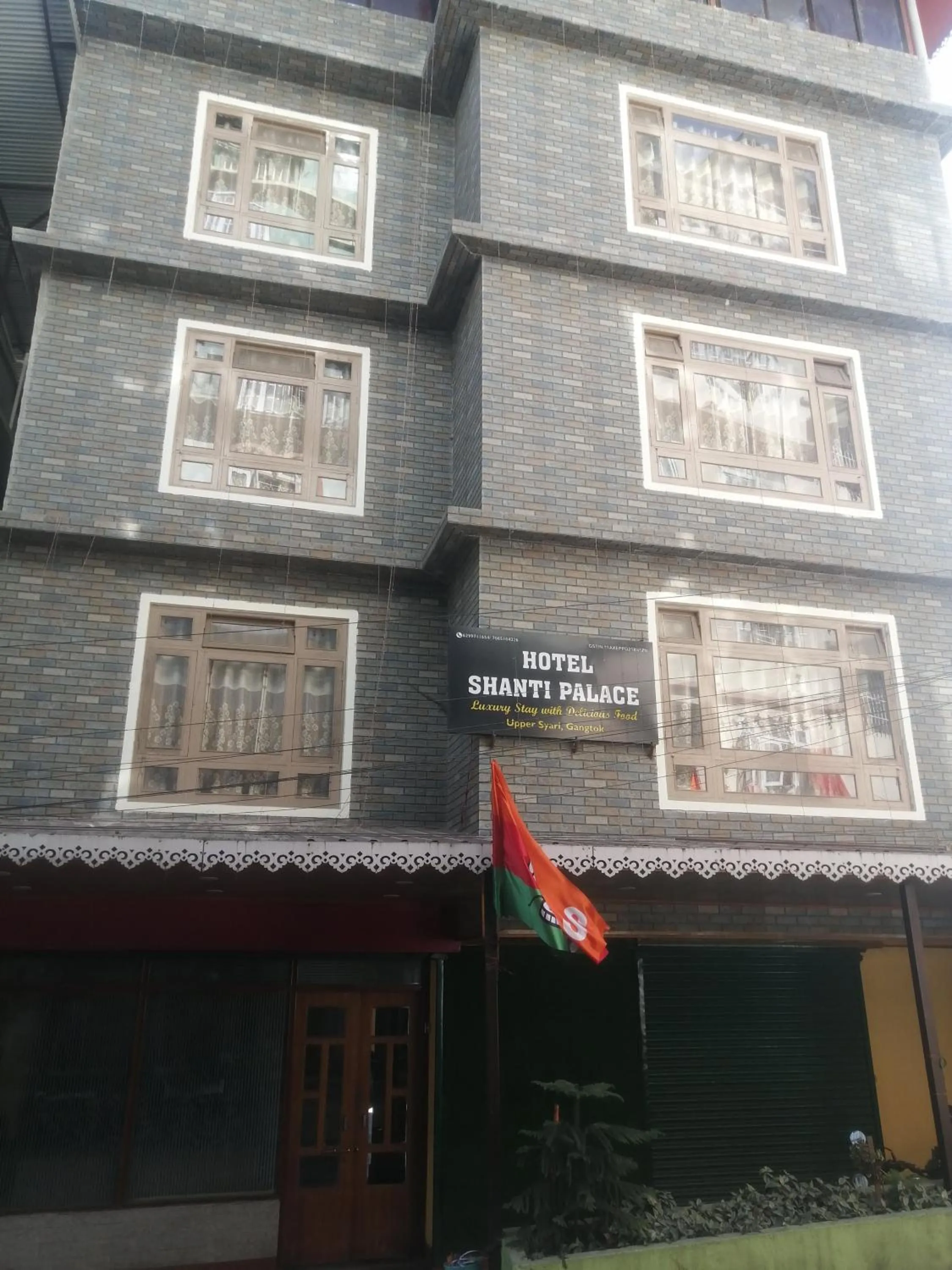 Property building in Hotel Shanti Palace