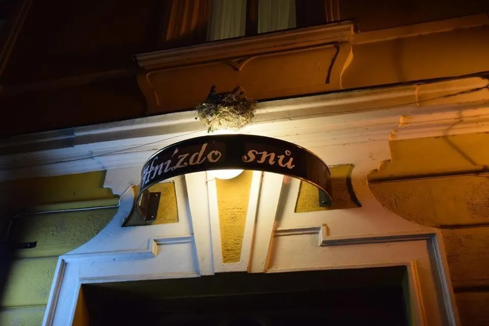 Property logo or sign in Hnízdo Snů