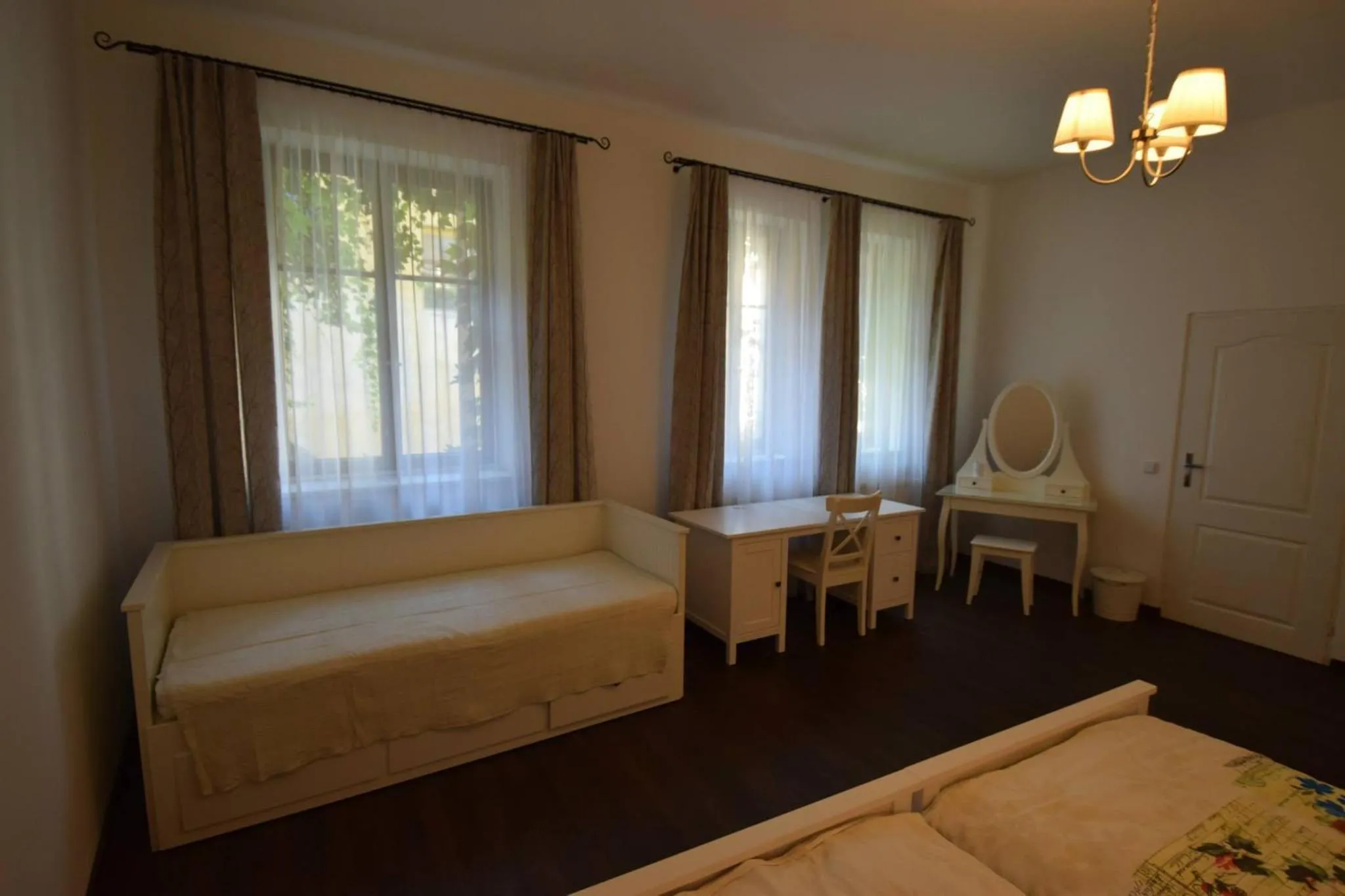 Day, Bed in Hnízdo Snů