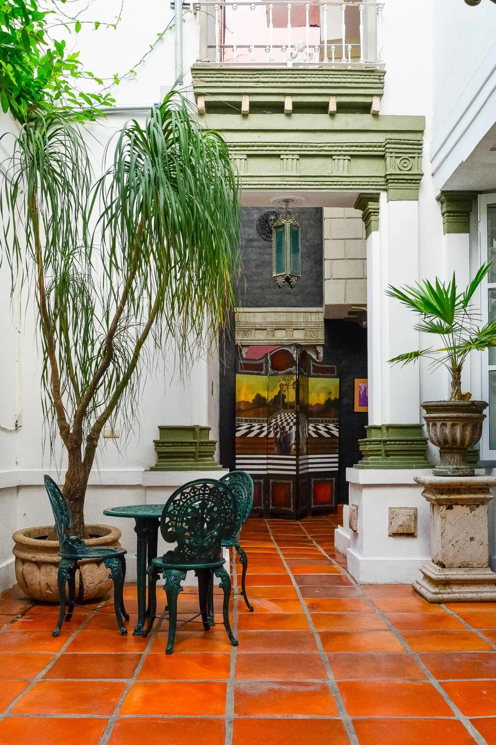 Patio in Garlands Del Rio Riverside Boutique Hotel