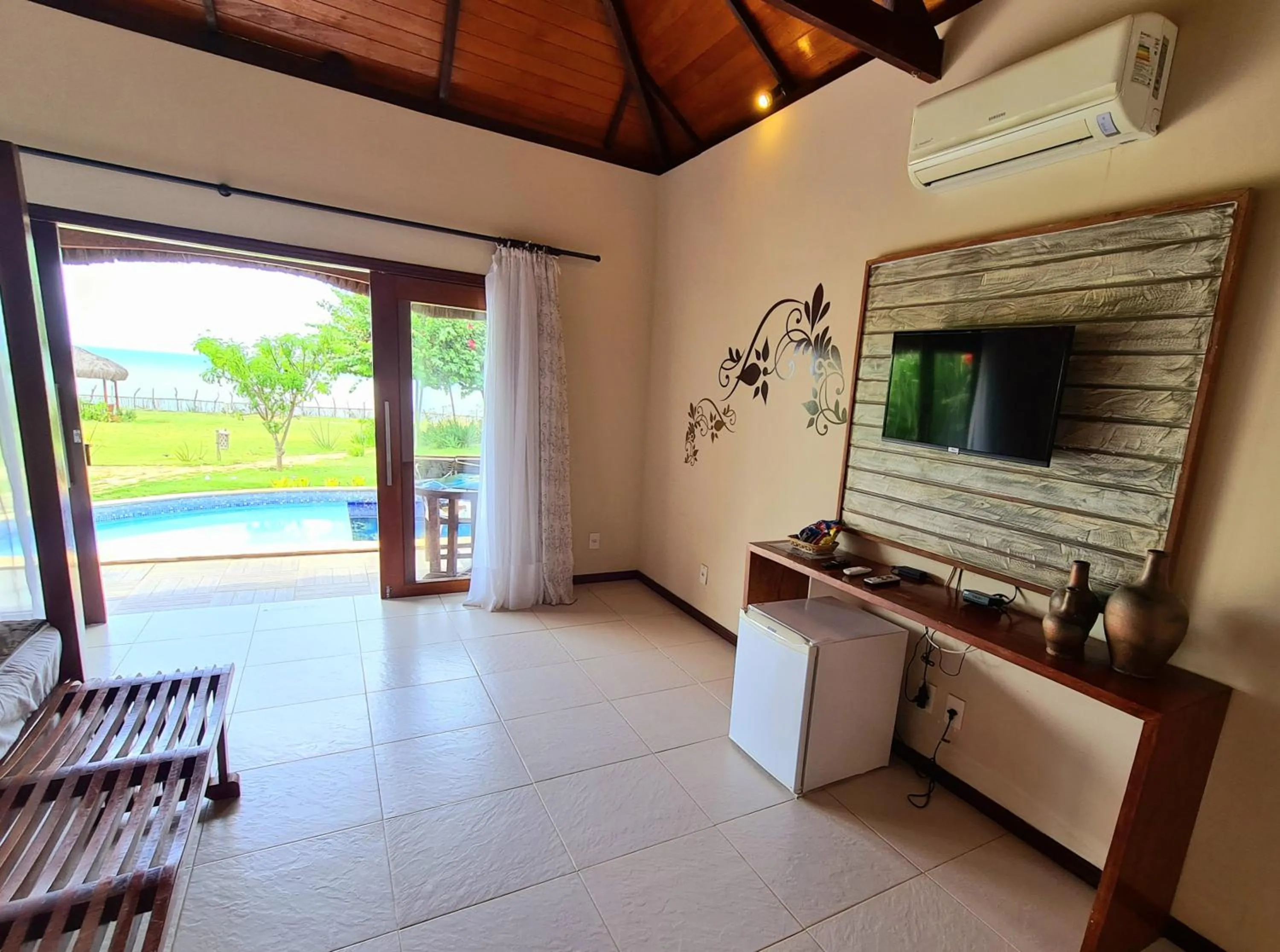 TV and multimedia in Pousada Spa dos Amores