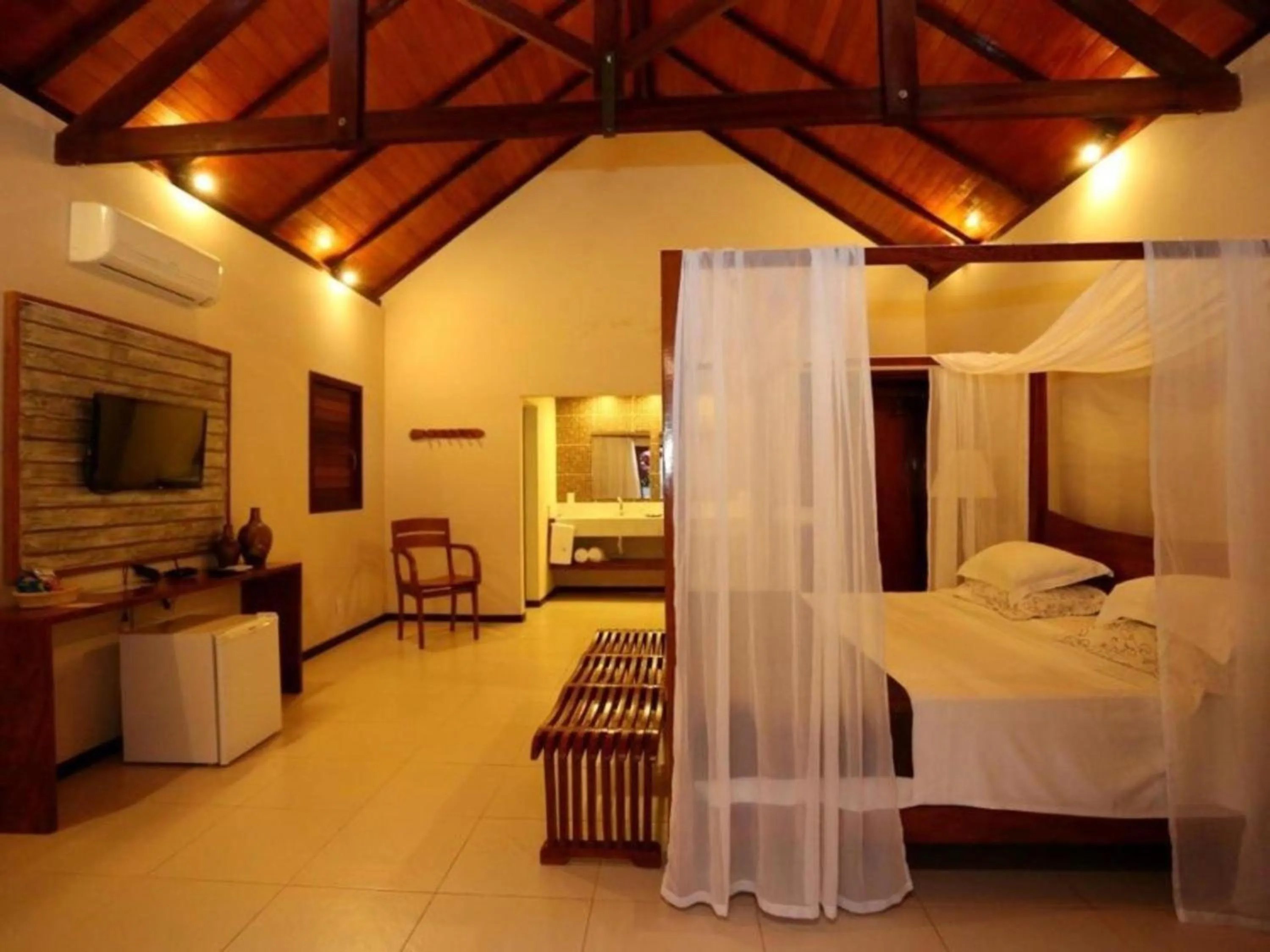 View (from property/room), Bed in Pousada Spa dos Amores