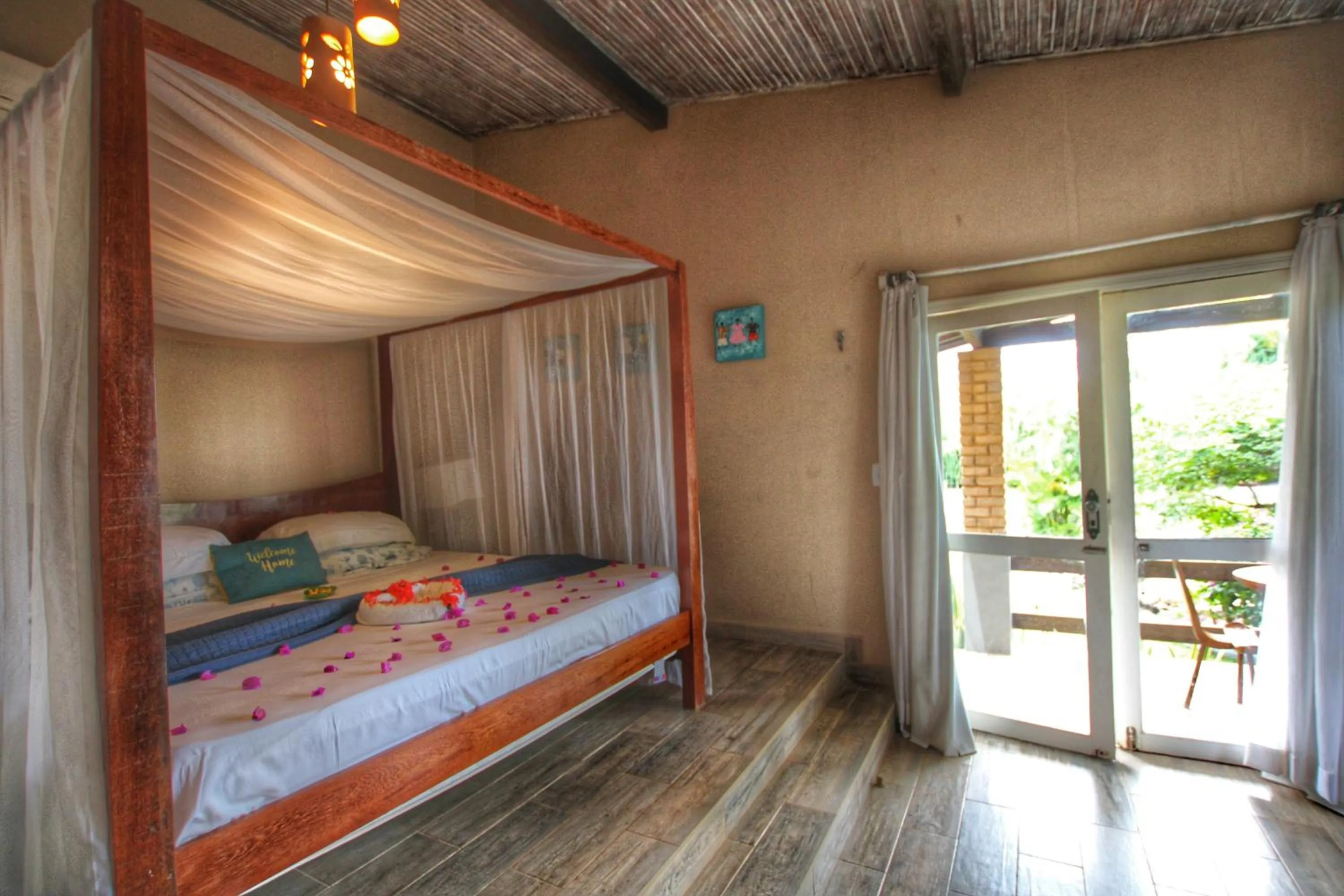 Photo of the whole room, Bed in Pousada Spa dos Amores