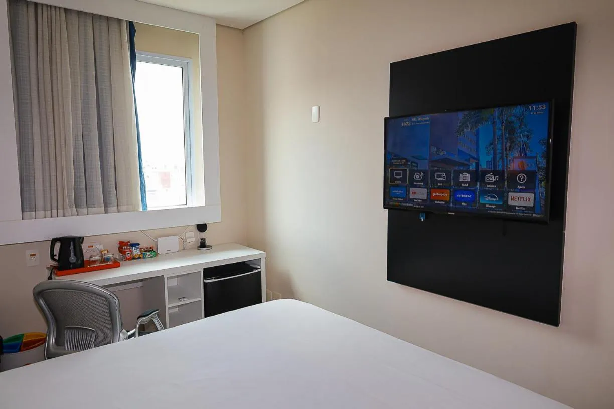 Bed in eSuites Virgínia Luxemburgo