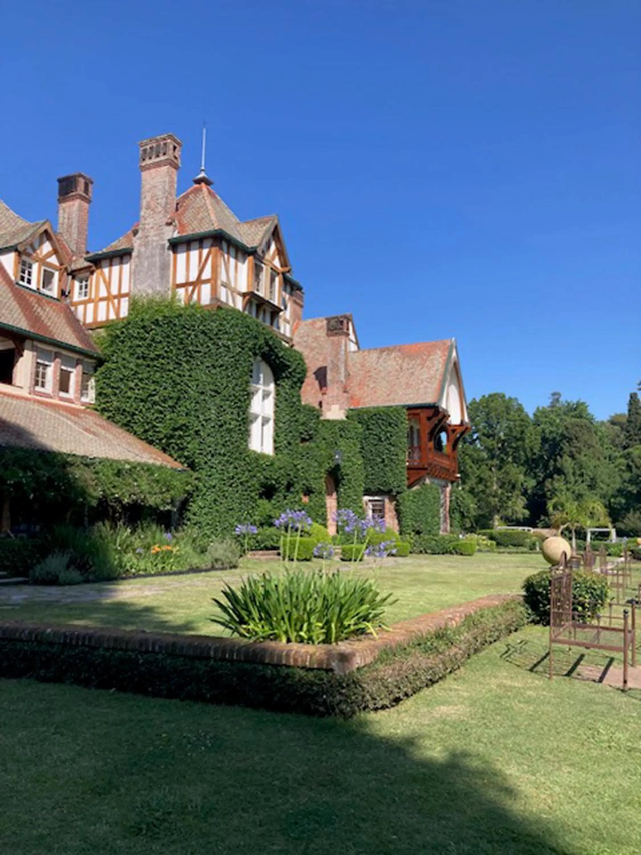 Property building in Estancia Villa Maria