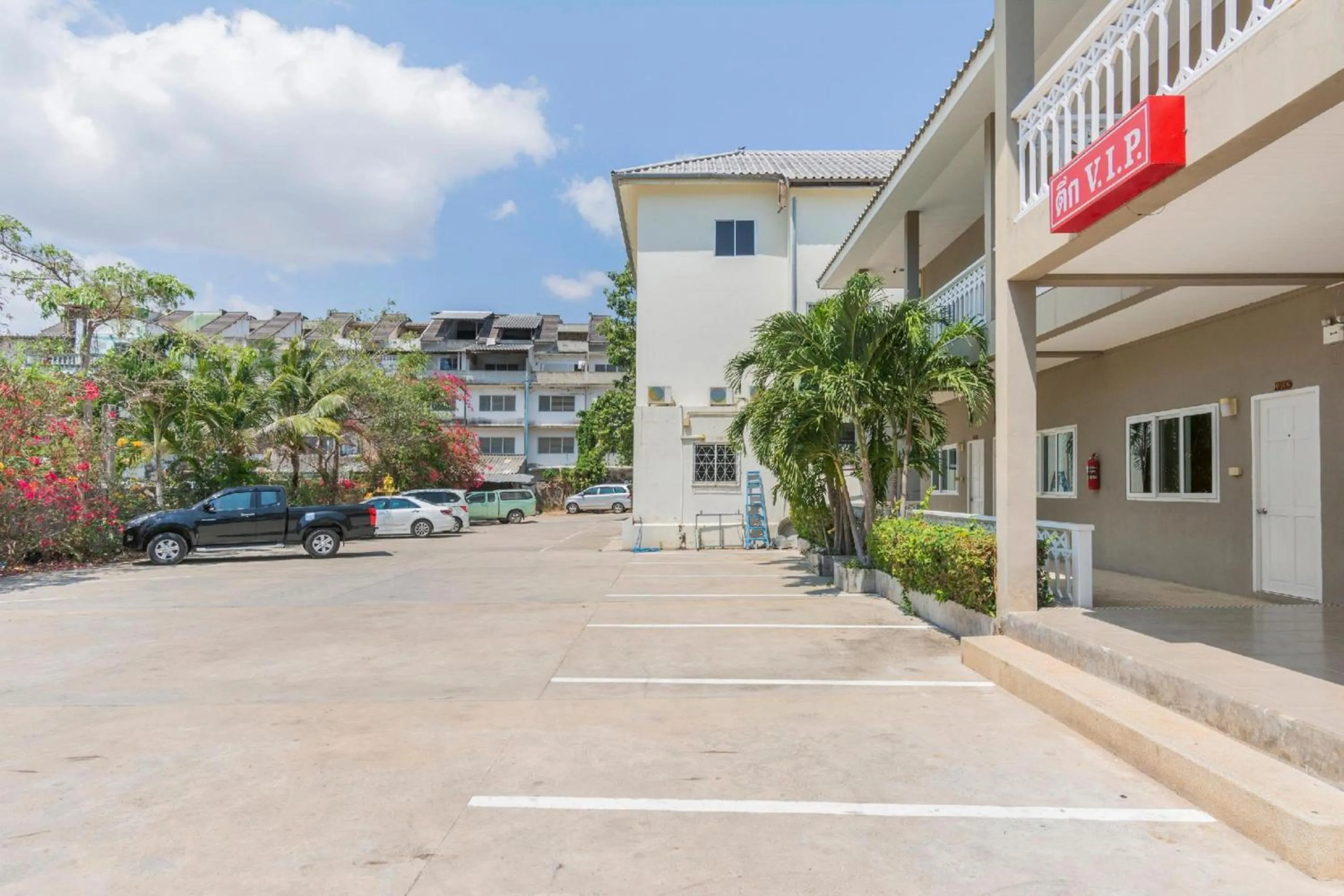 Neighbourhood in Pom Pom Residence