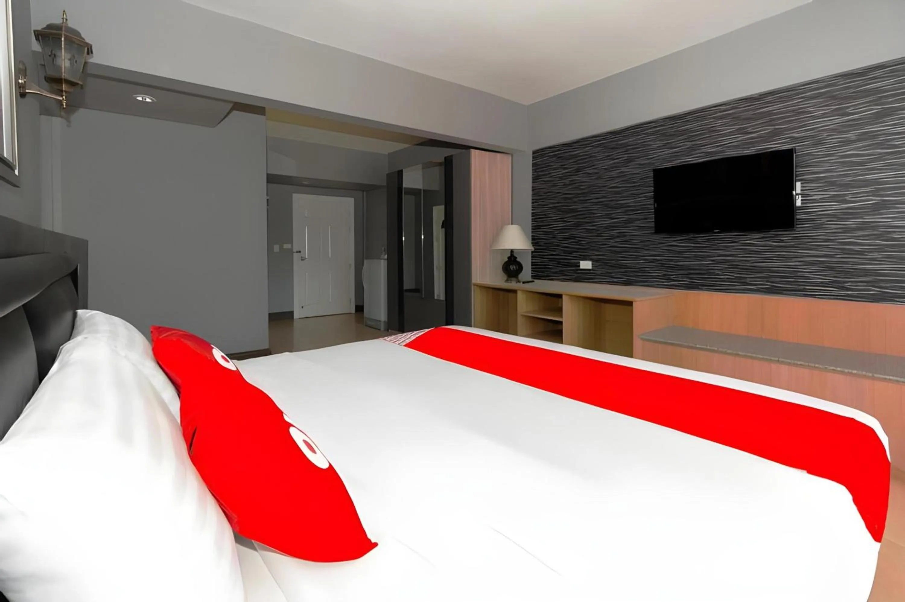 Bed in Pom Pom Residence