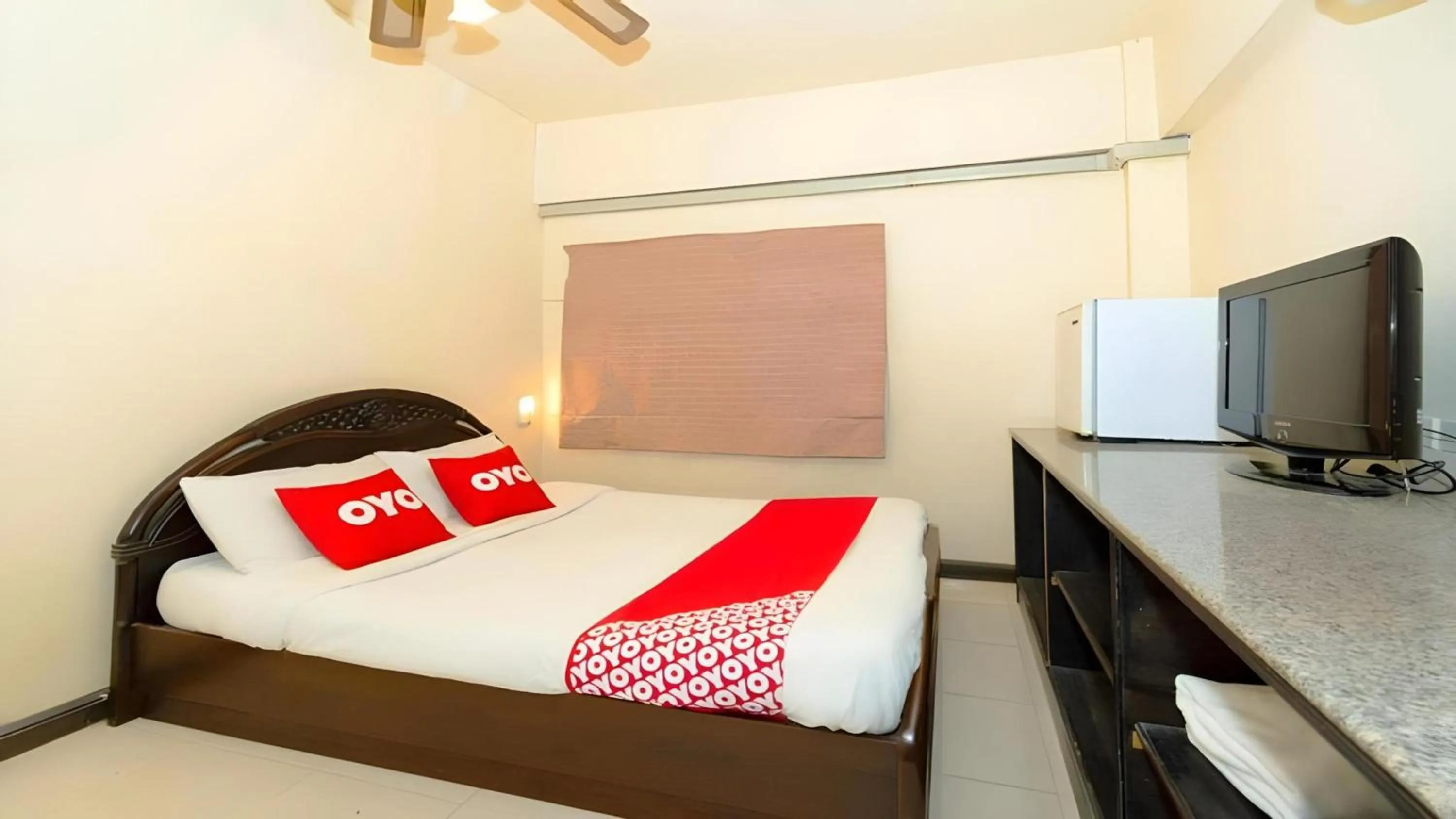 Bed in Pom Pom Residence