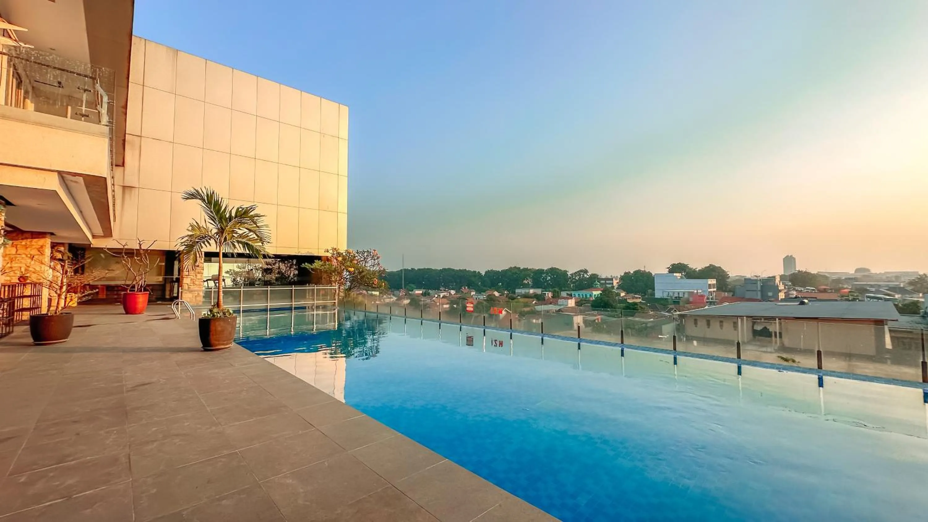 Swimming pool in Swiss-Belinn Karawang