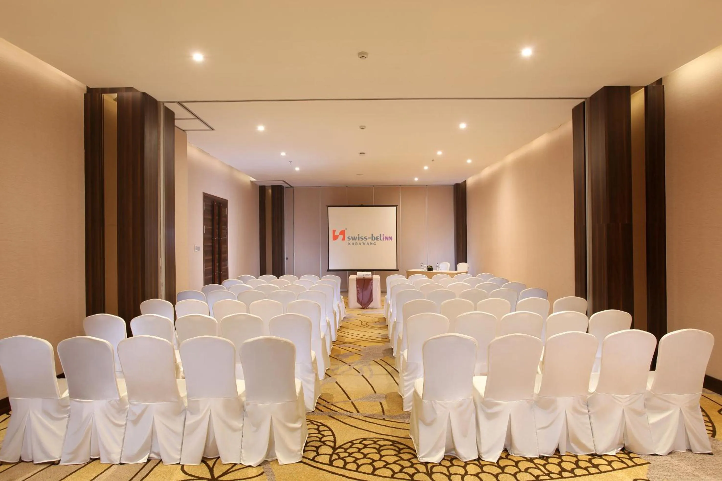 Banquet/Function facilities in Swiss-Belinn Karawang