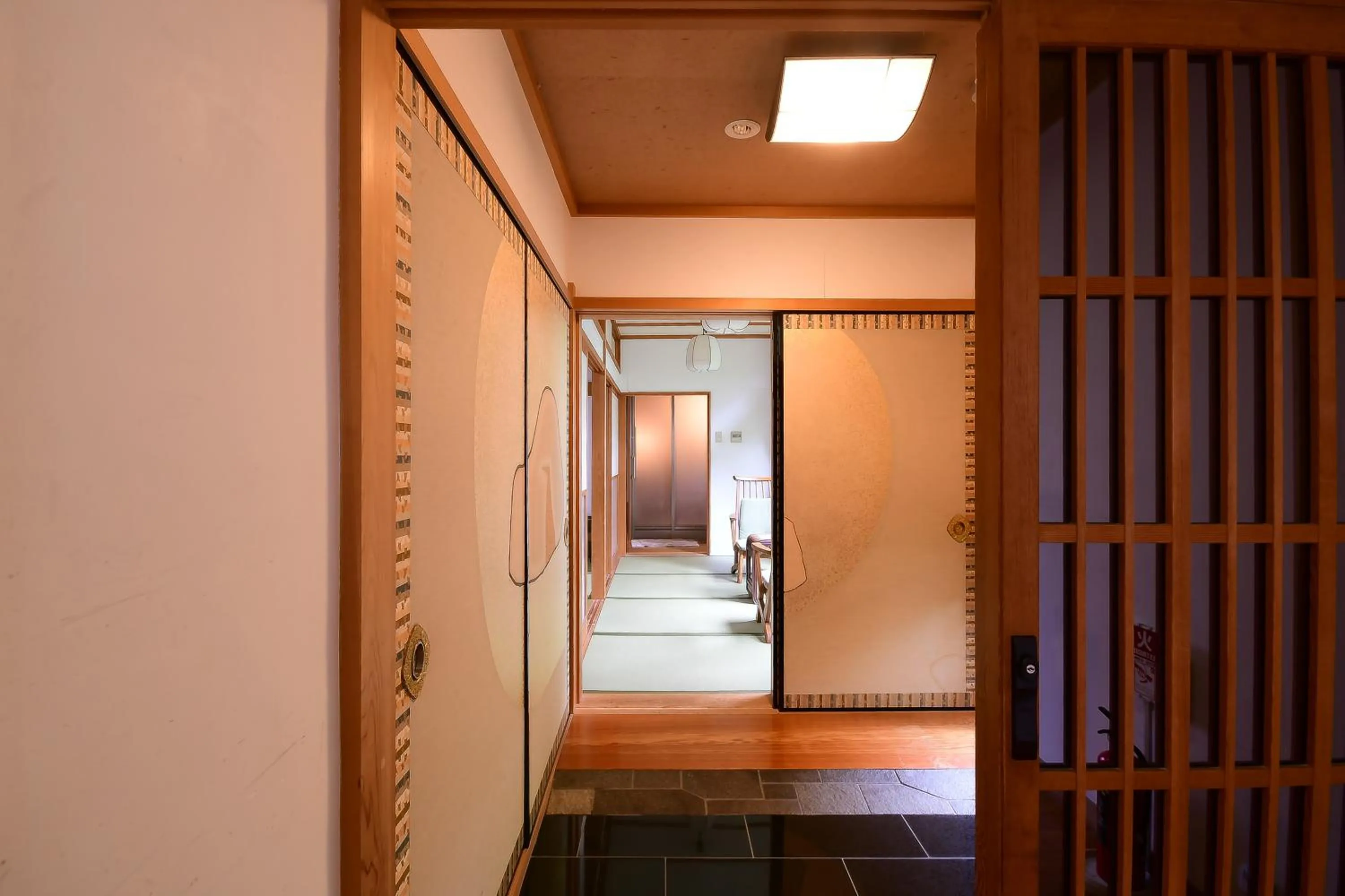 Photo of the whole room in 高野山 宿坊 総持院 -Koyasan Shukubo Sojiin-
