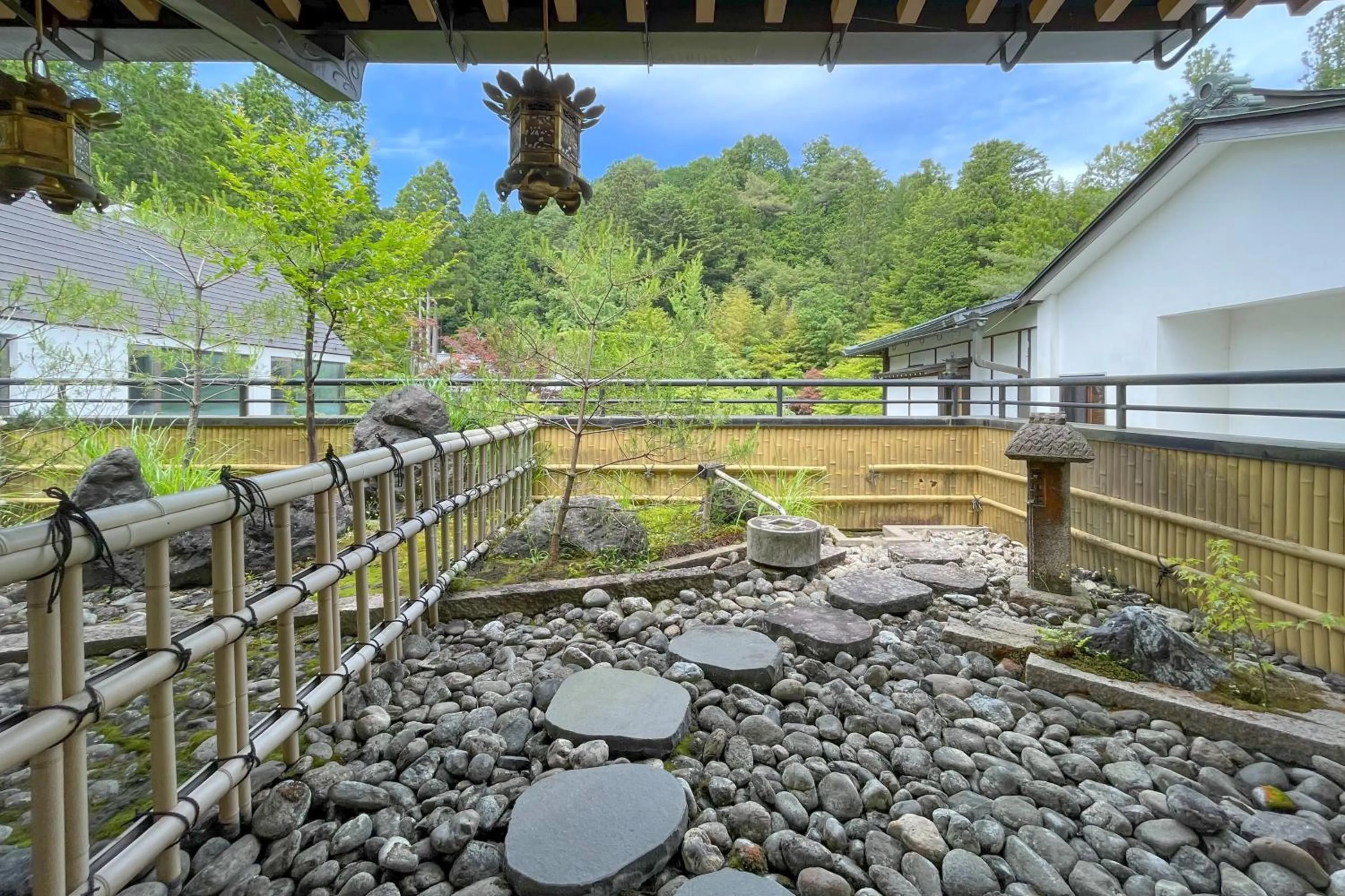 View (from property/room) in 高野山 宿坊 総持院 -Koyasan Shukubo Sojiin-