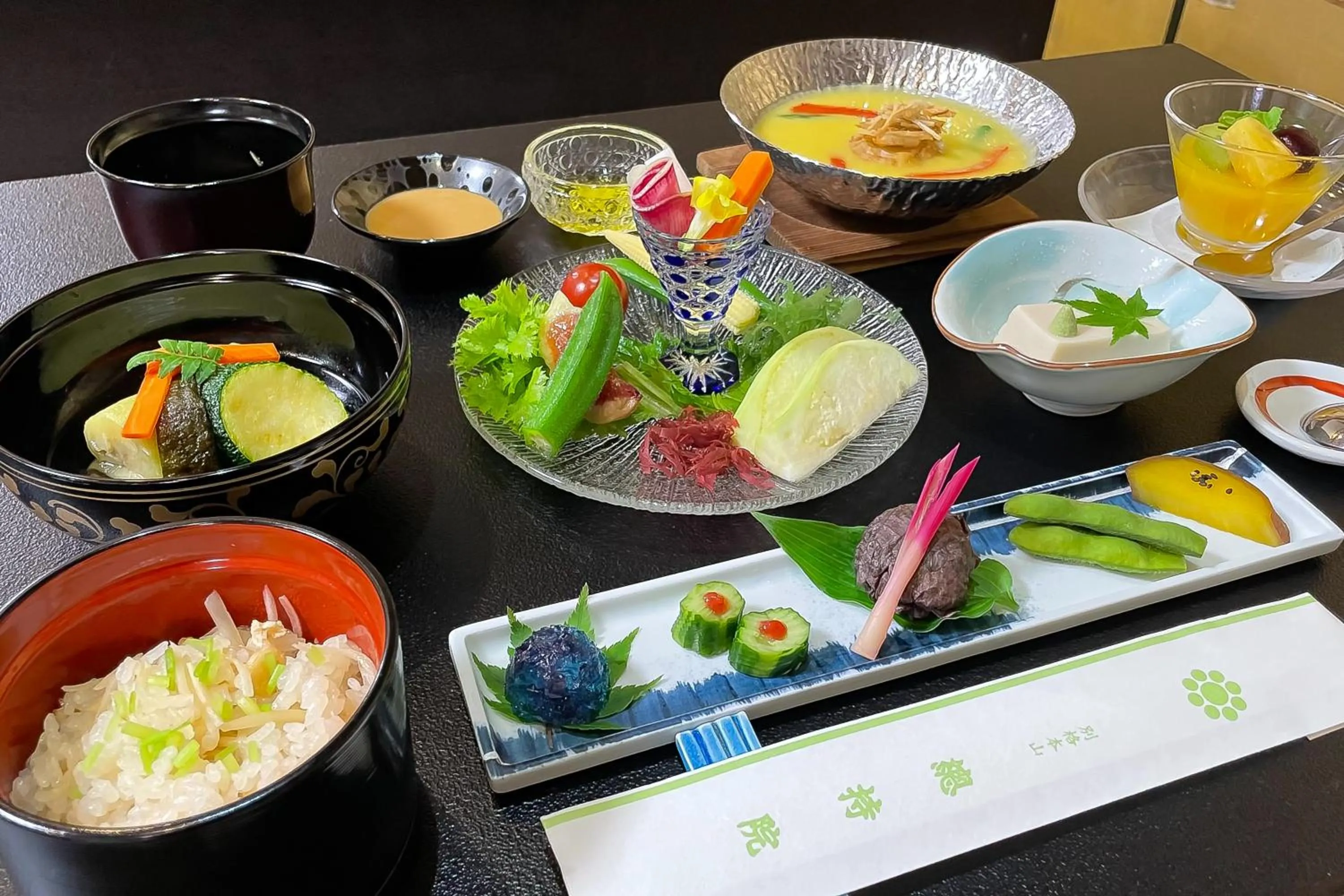 Dinner in 高野山 宿坊 総持院 -Koyasan Shukubo Sojiin-