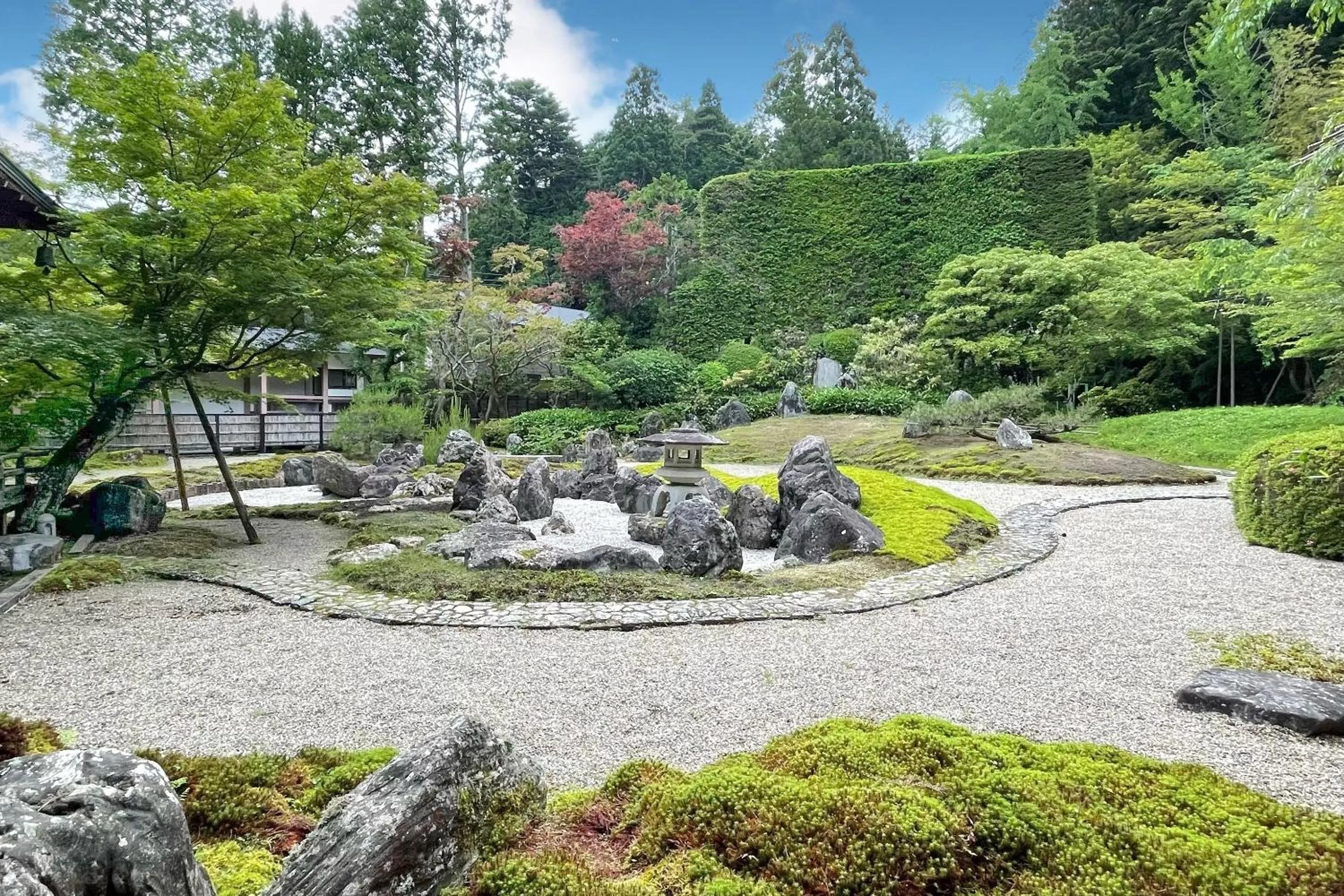 Garden in 高野山 宿坊 総持院 -Koyasan Shukubo Sojiin-