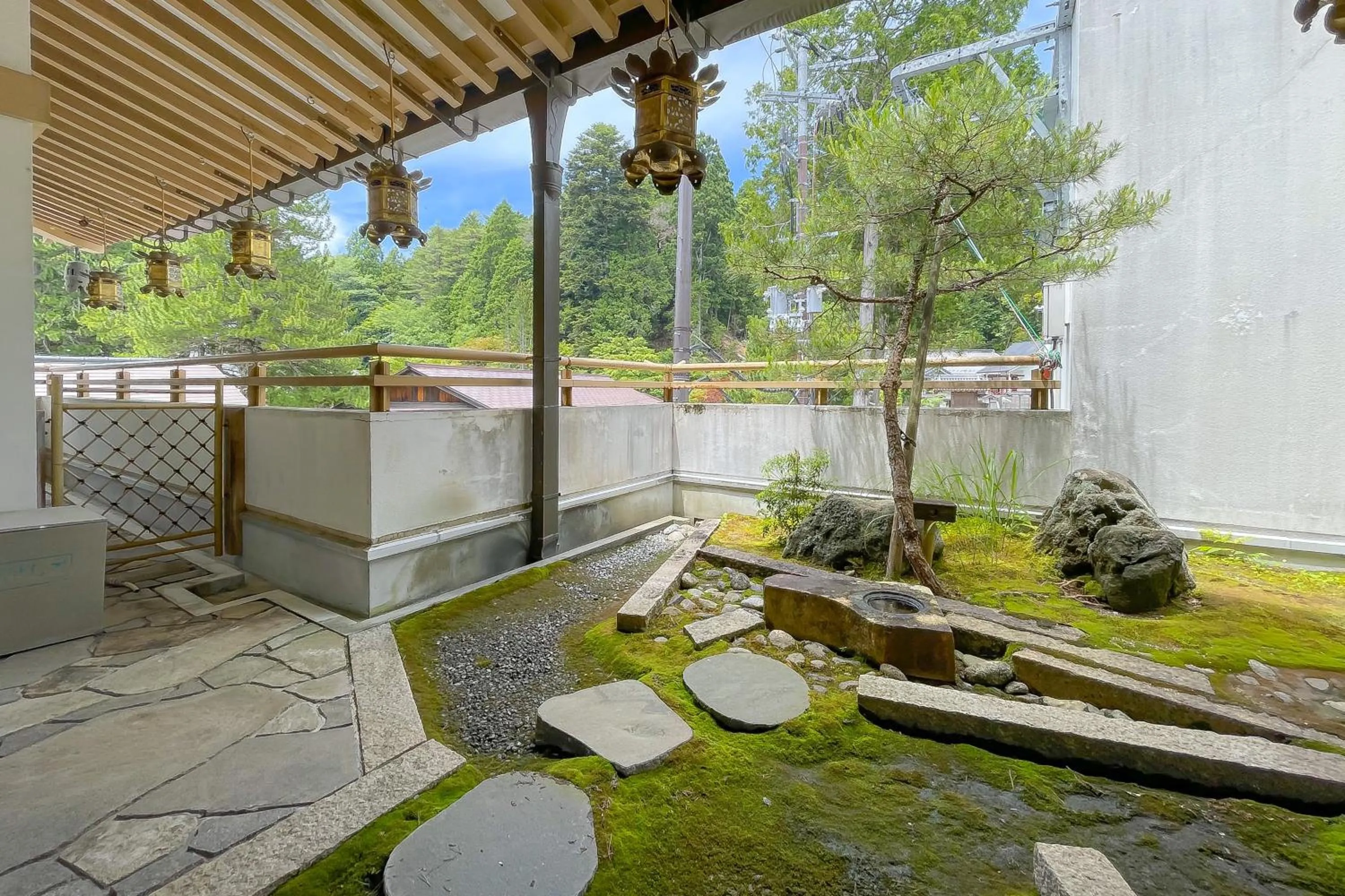 Garden in 高野山 宿坊 総持院 -Koyasan Shukubo Sojiin-