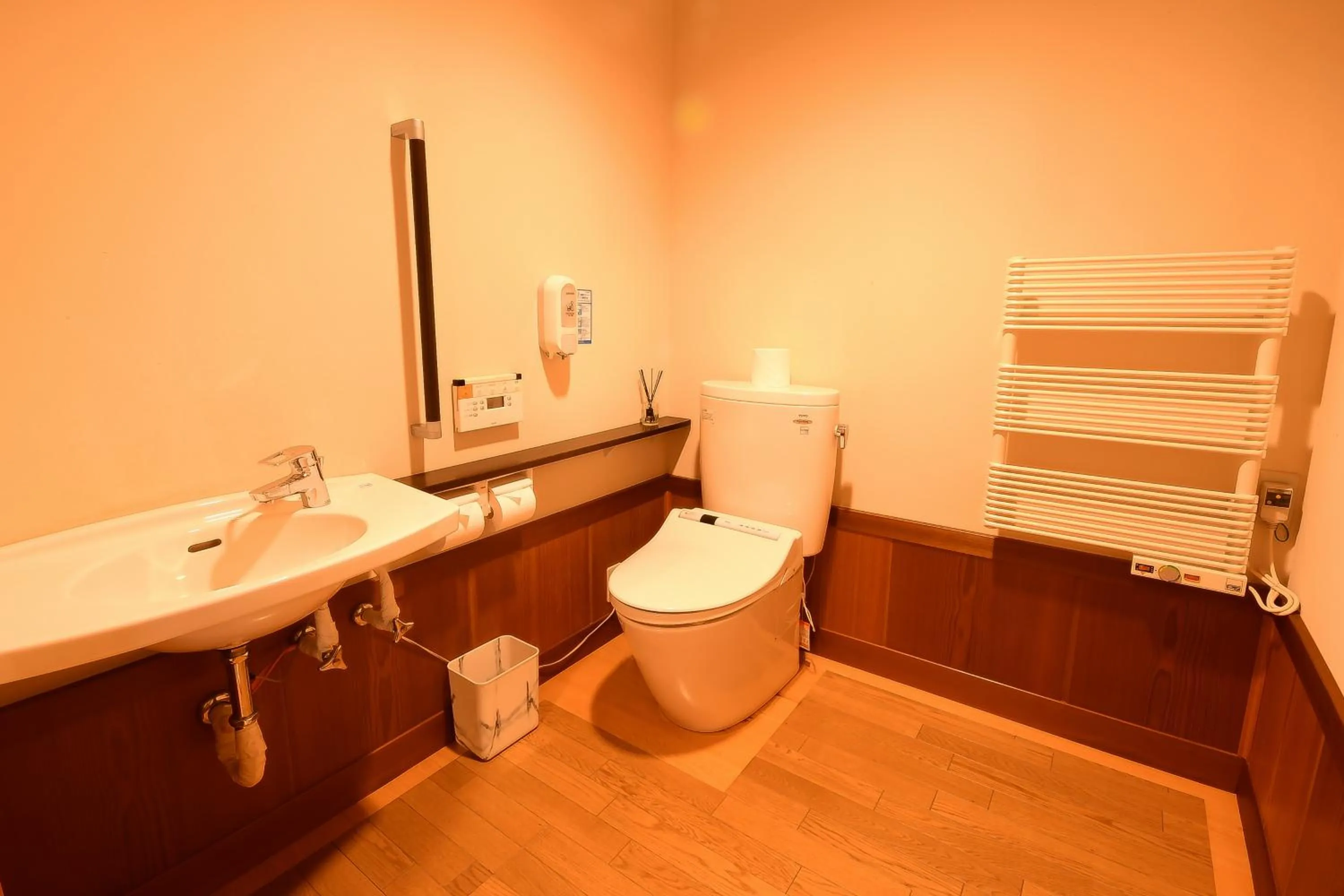 Bathroom in 高野山 宿坊 総持院 -Koyasan Shukubo Sojiin-