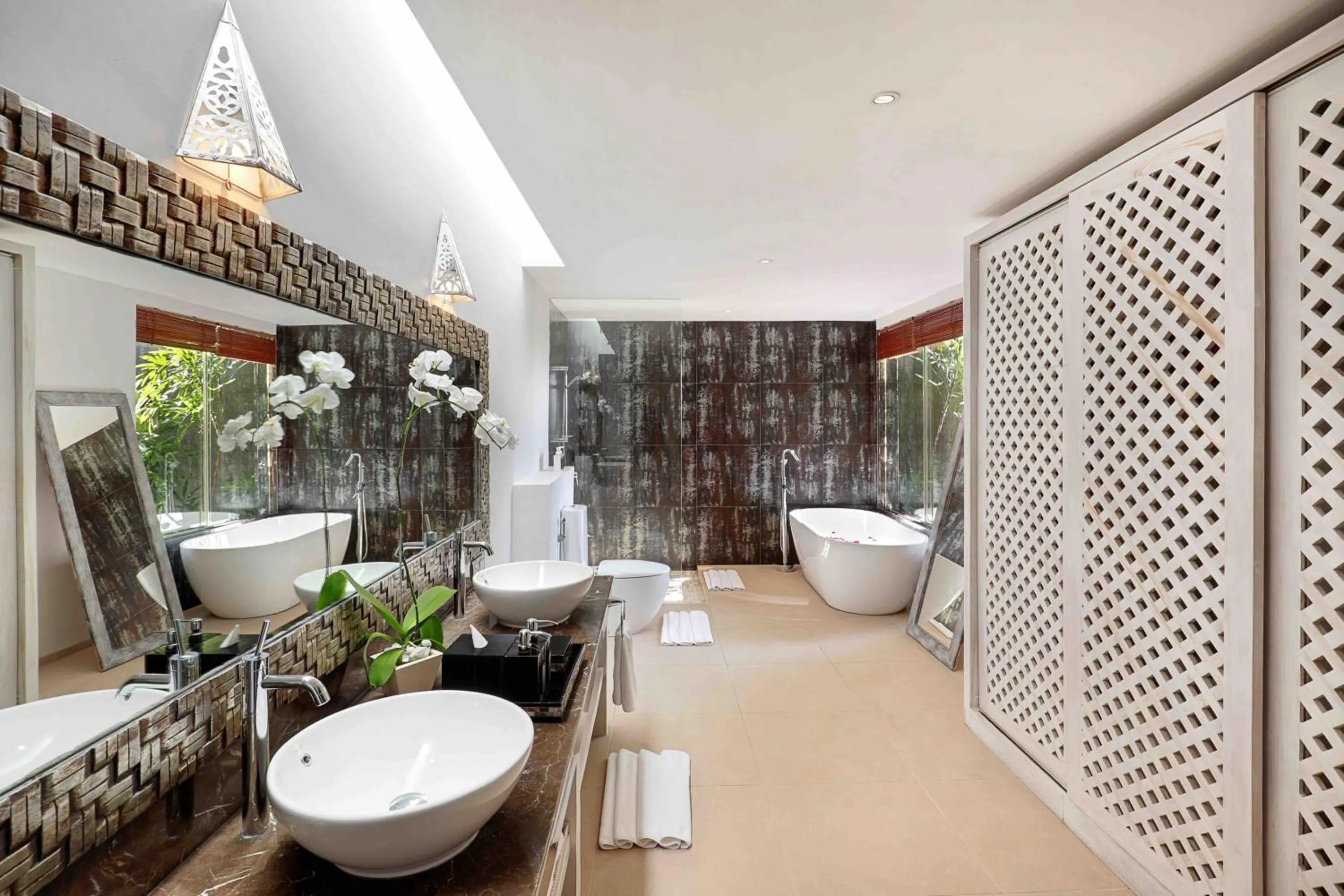 Bathroom in Hidden Hills Villas - Small Luxury Hotels of The World