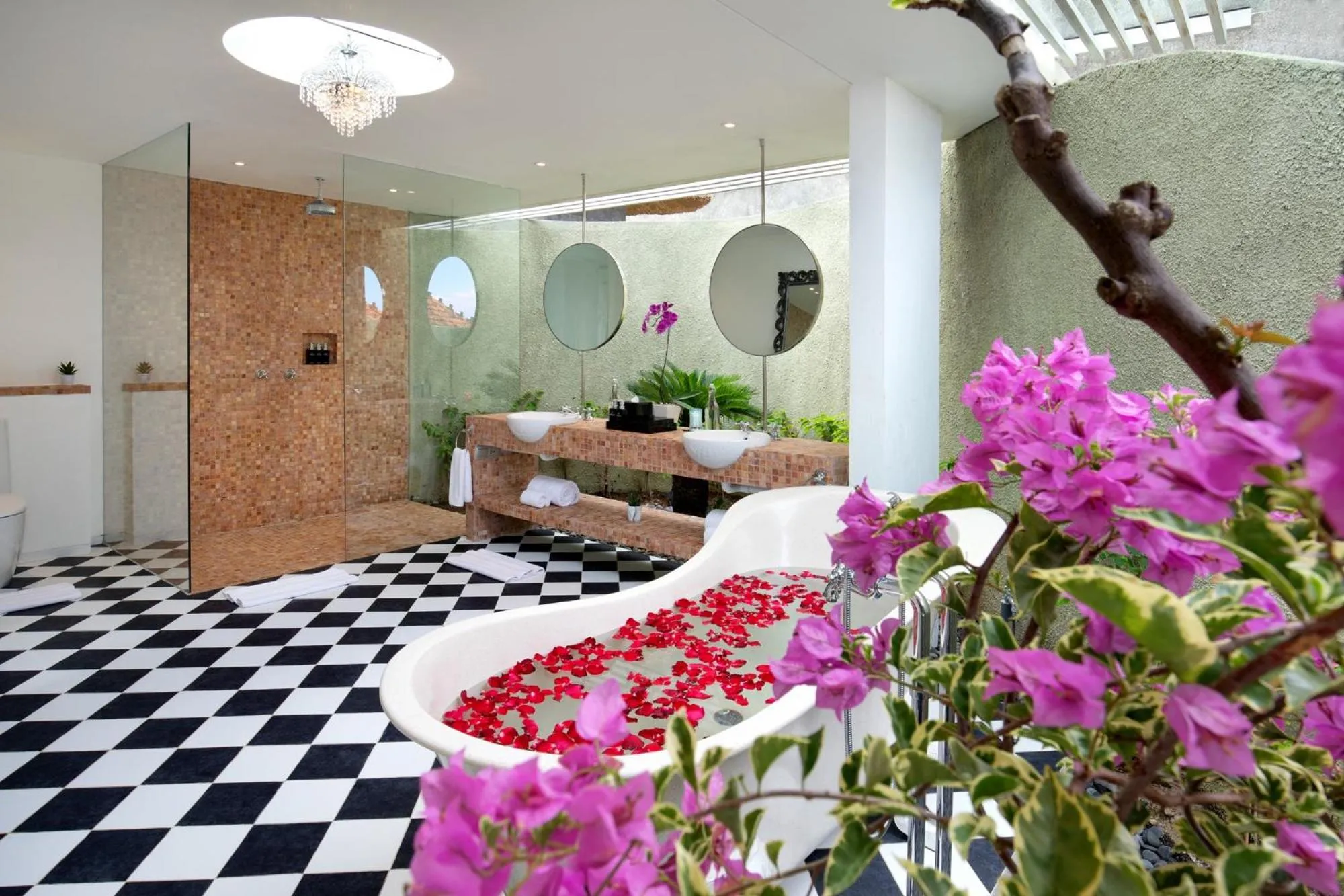 Bathroom in Hidden Hills Villas - Small Luxury Hotels of The World