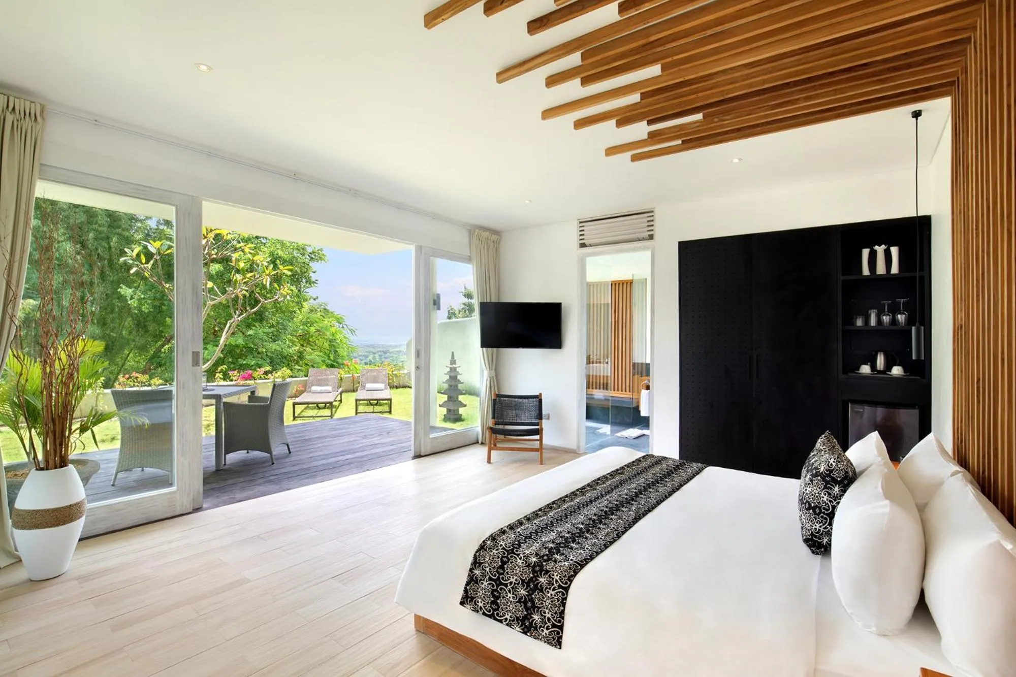 Bedroom, Bed in Hidden Hills Villas - Small Luxury Hotels of The World