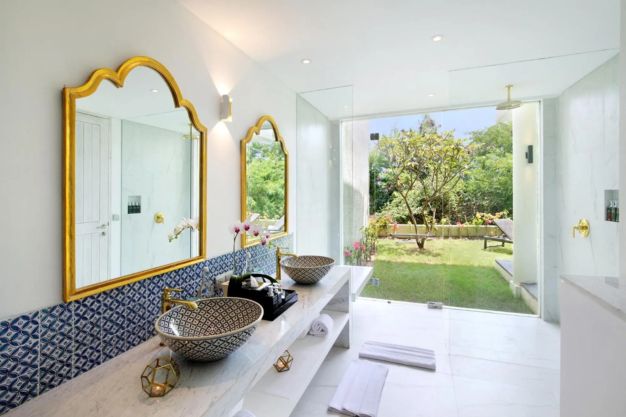 Bathroom in Hidden Hills Villas - Small Luxury Hotels of The World