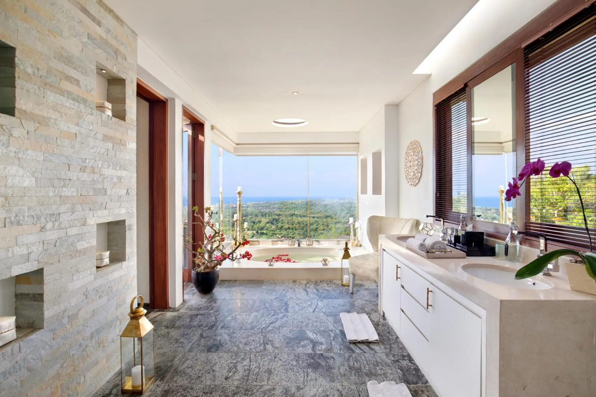 Bathroom in Hidden Hills Villas - Small Luxury Hotels of The World