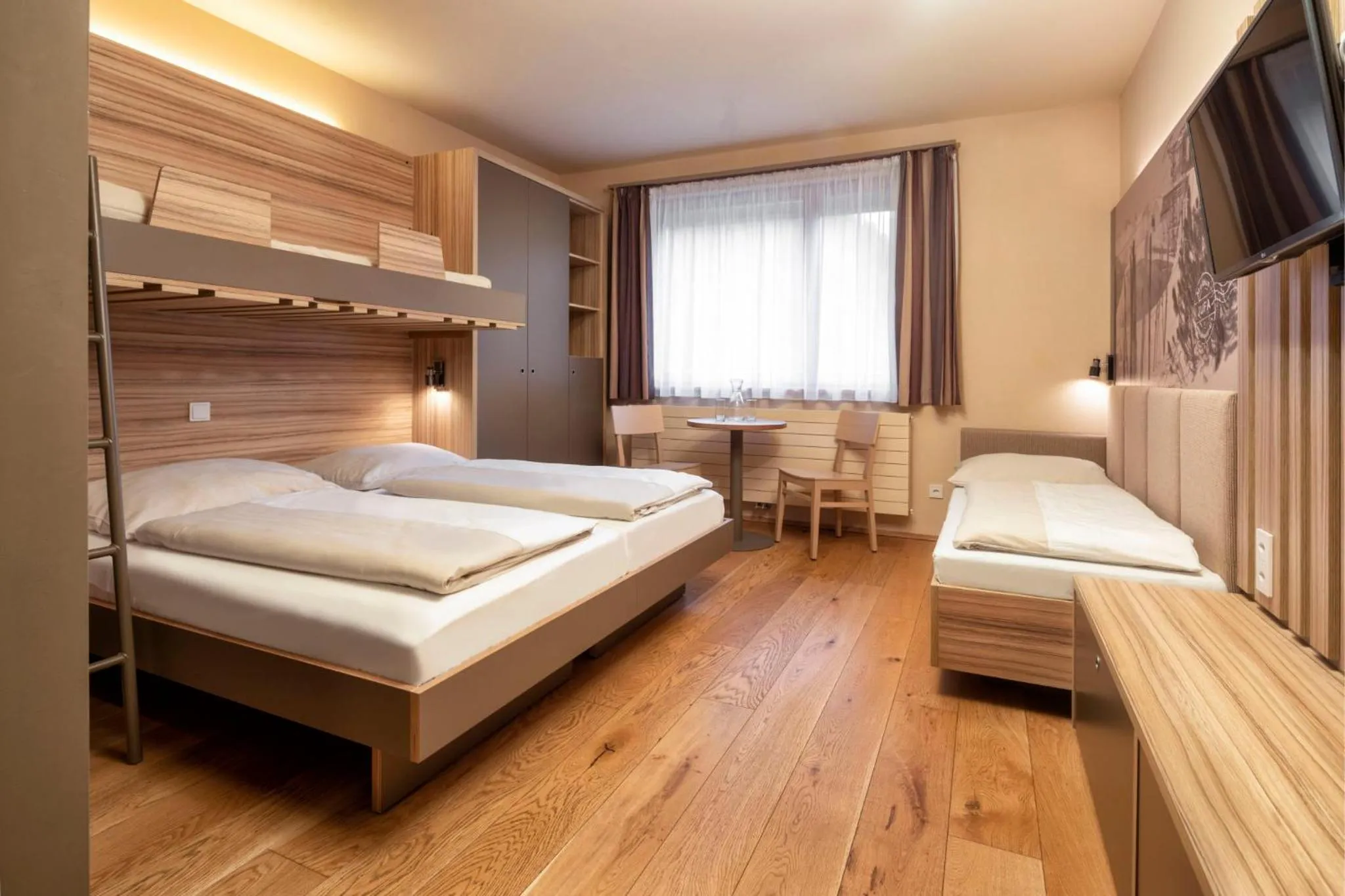 TV and multimedia, Bed in JUFA Hotel Malbun