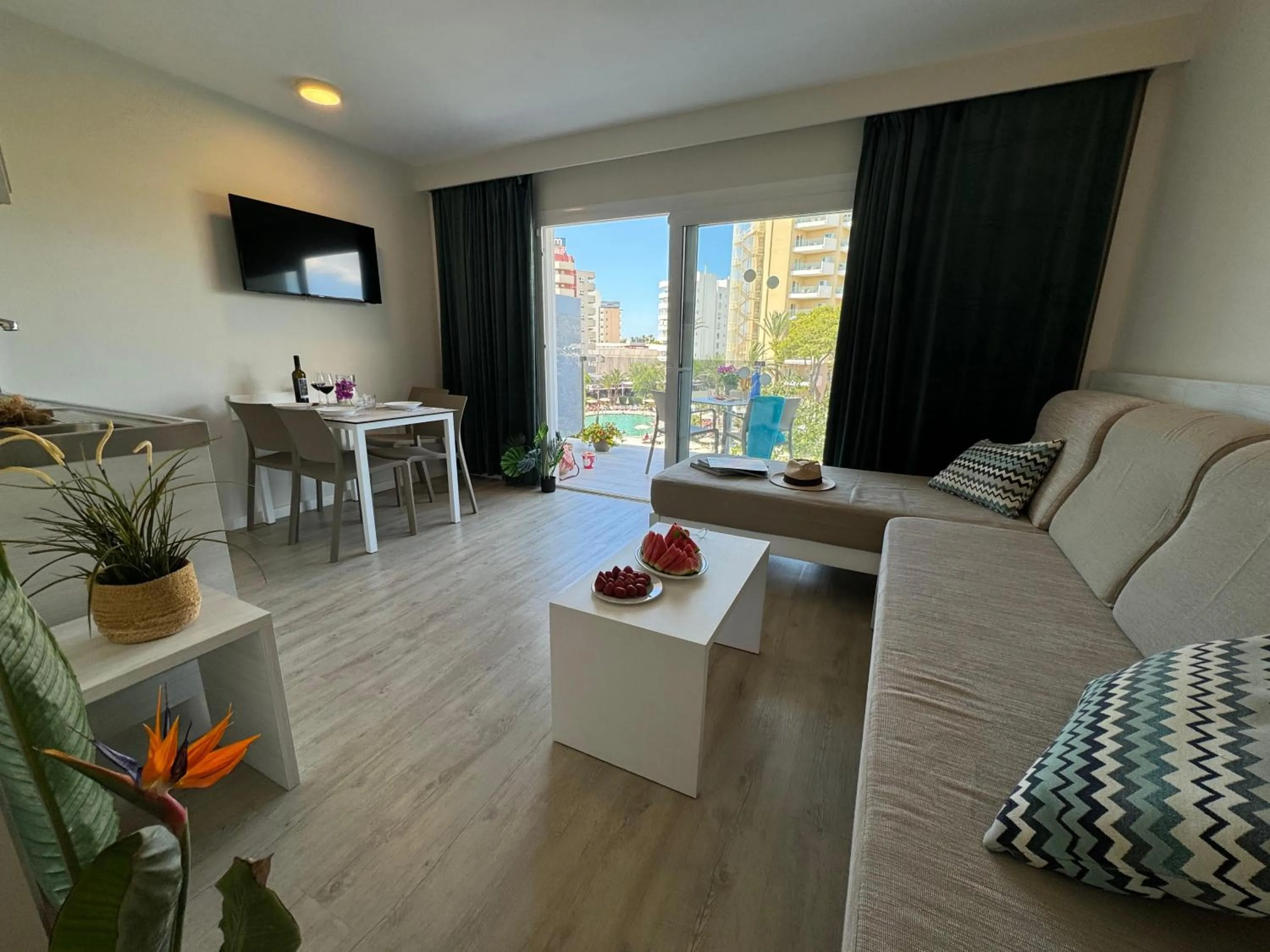 Photo of the whole room in INN Mallorca Aparthotel