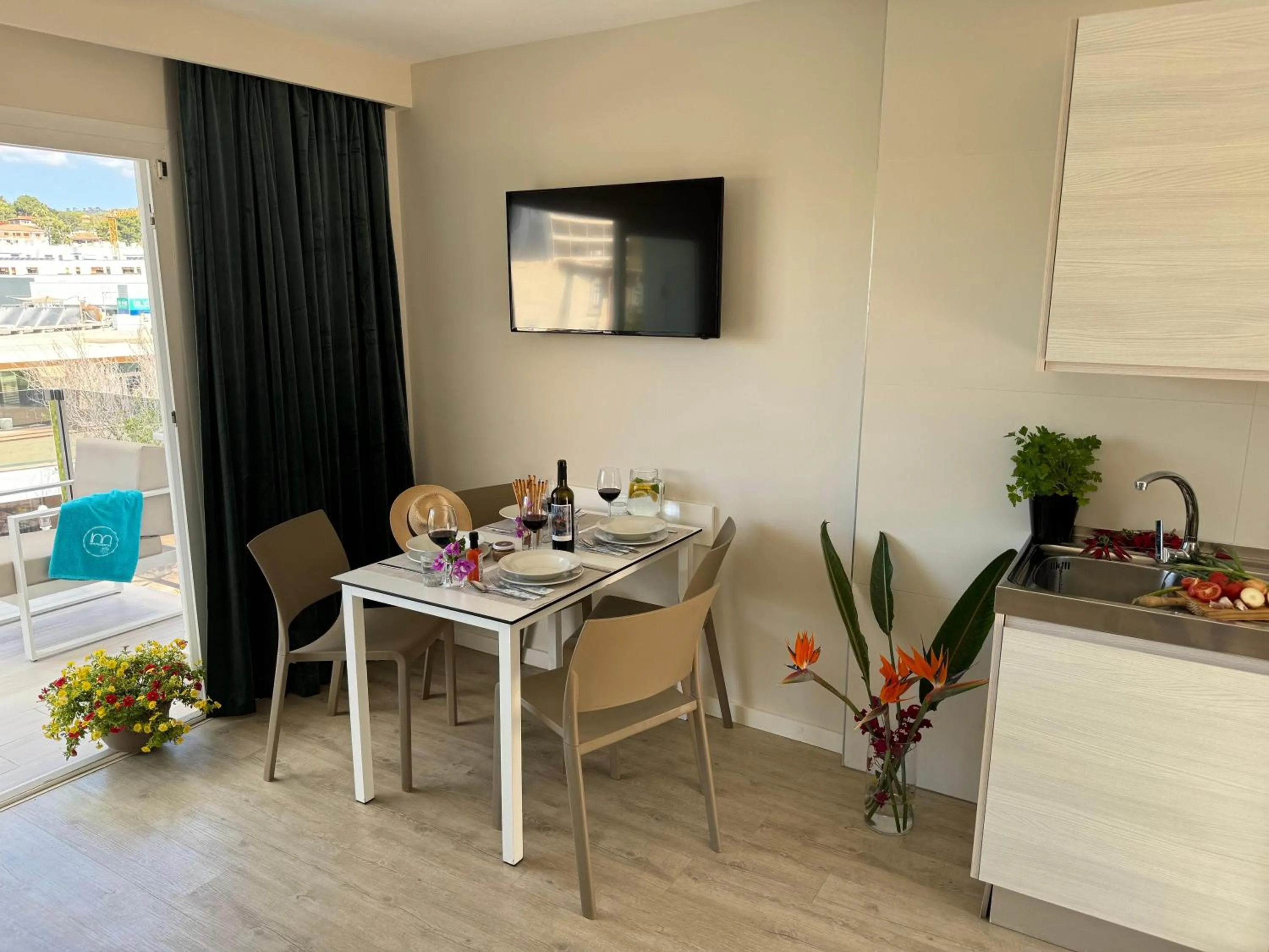 Photo of the whole room in INN Mallorca Aparthotel