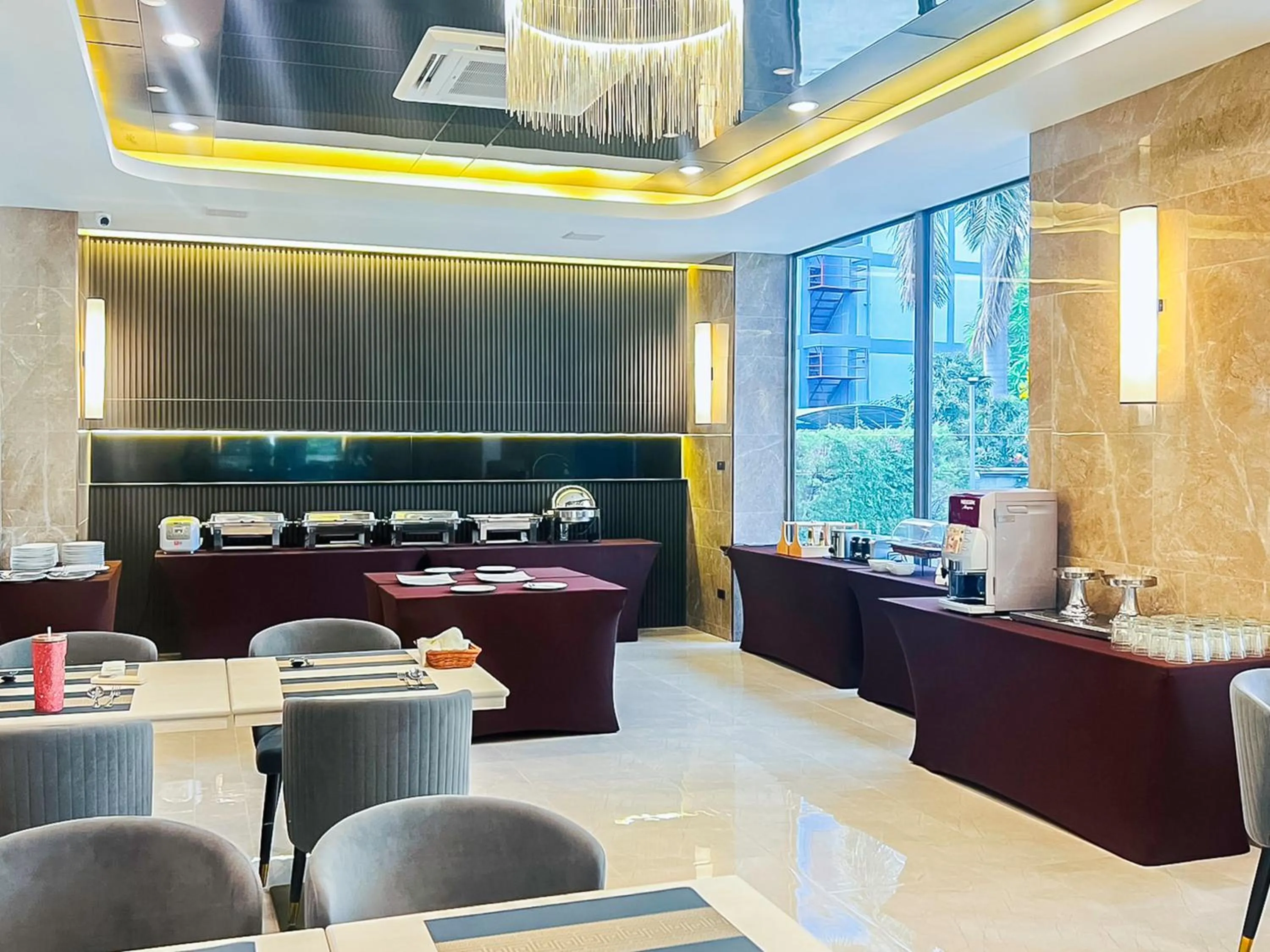 Food and drinks in The Proud Exclusive Hotel-SHA Plus