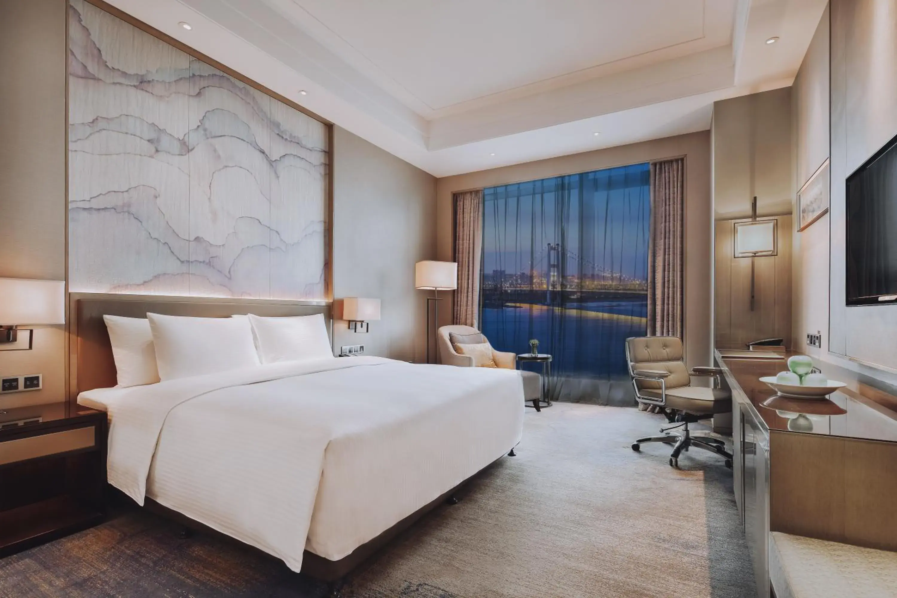 Deluxe King Room in Wanda Realm Huangshi Deluxe King Room in Wanda Realm Huangshi