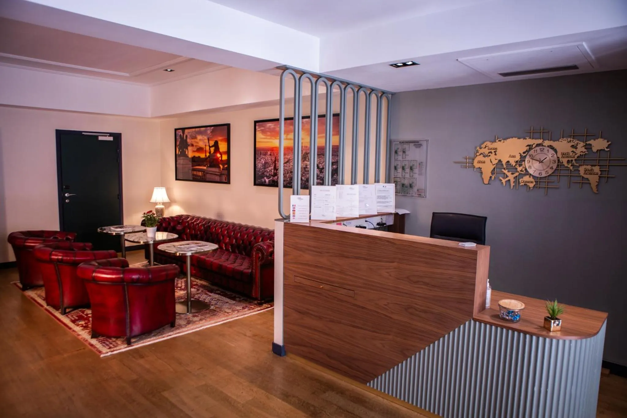 Lobby or reception in Hotel Monsieur & Spa