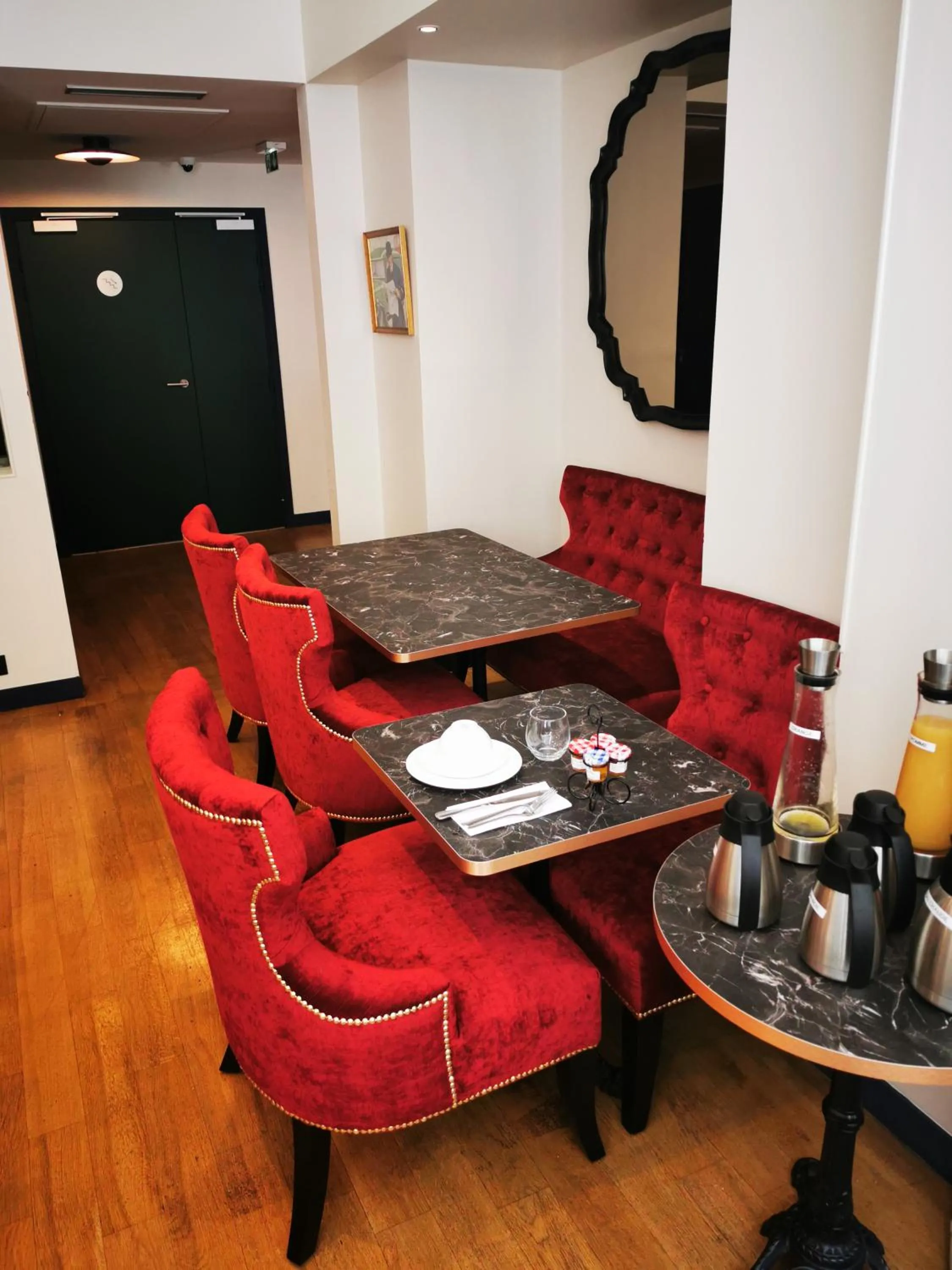 Buffet breakfast in Hotel Monsieur & Spa