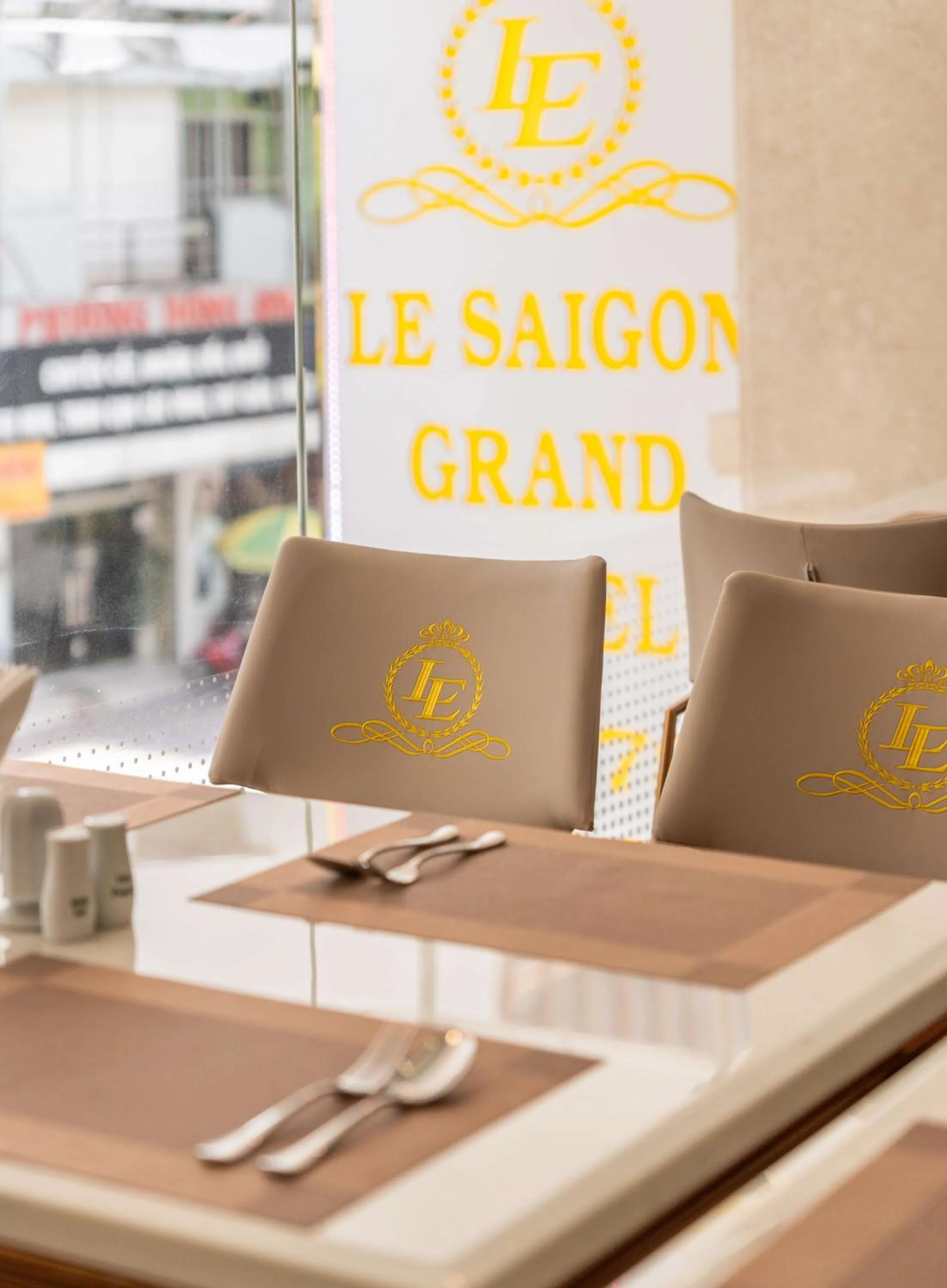 Le Saigon Grand Hotel